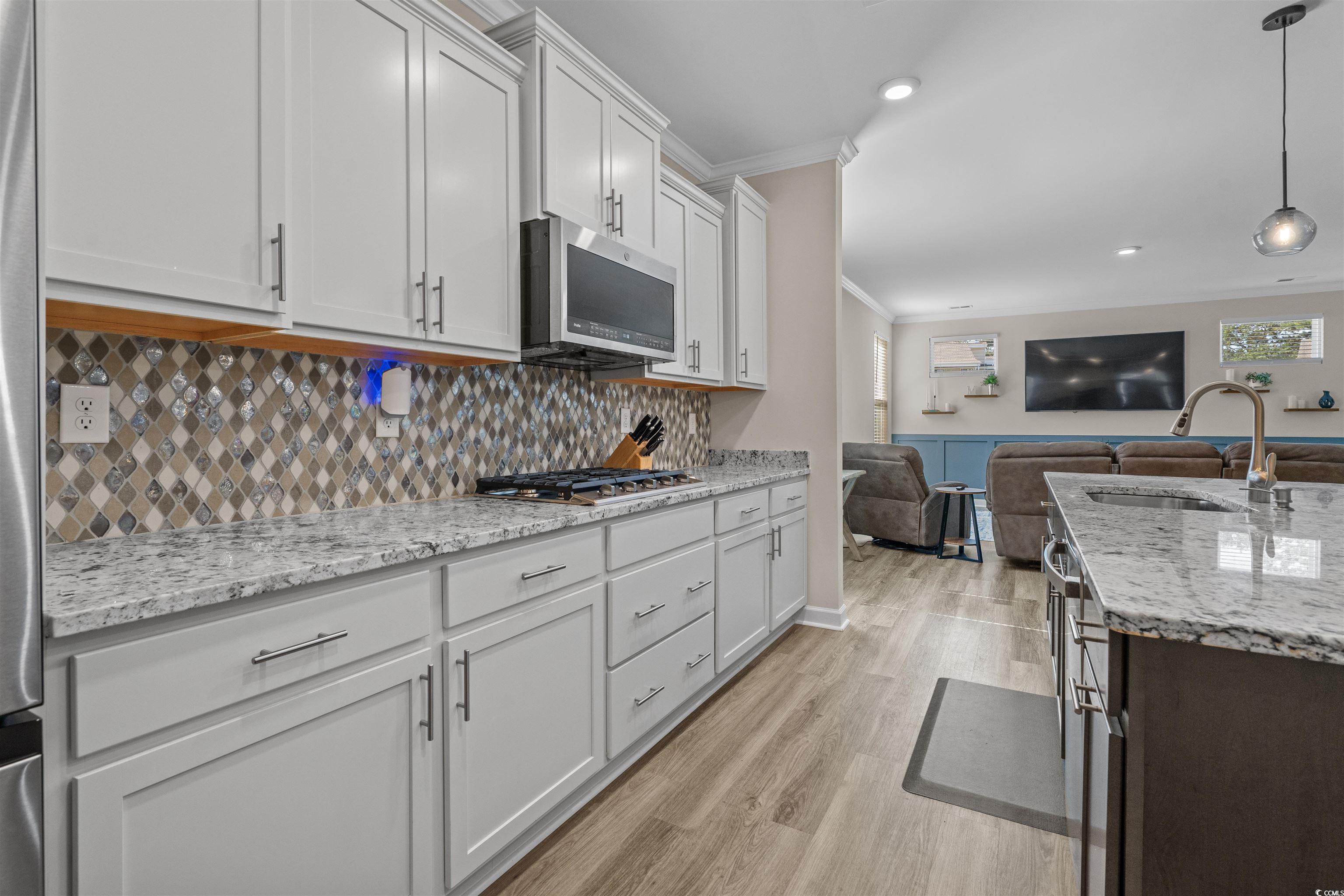 3364 Eversheen Dr. Property Photo 11