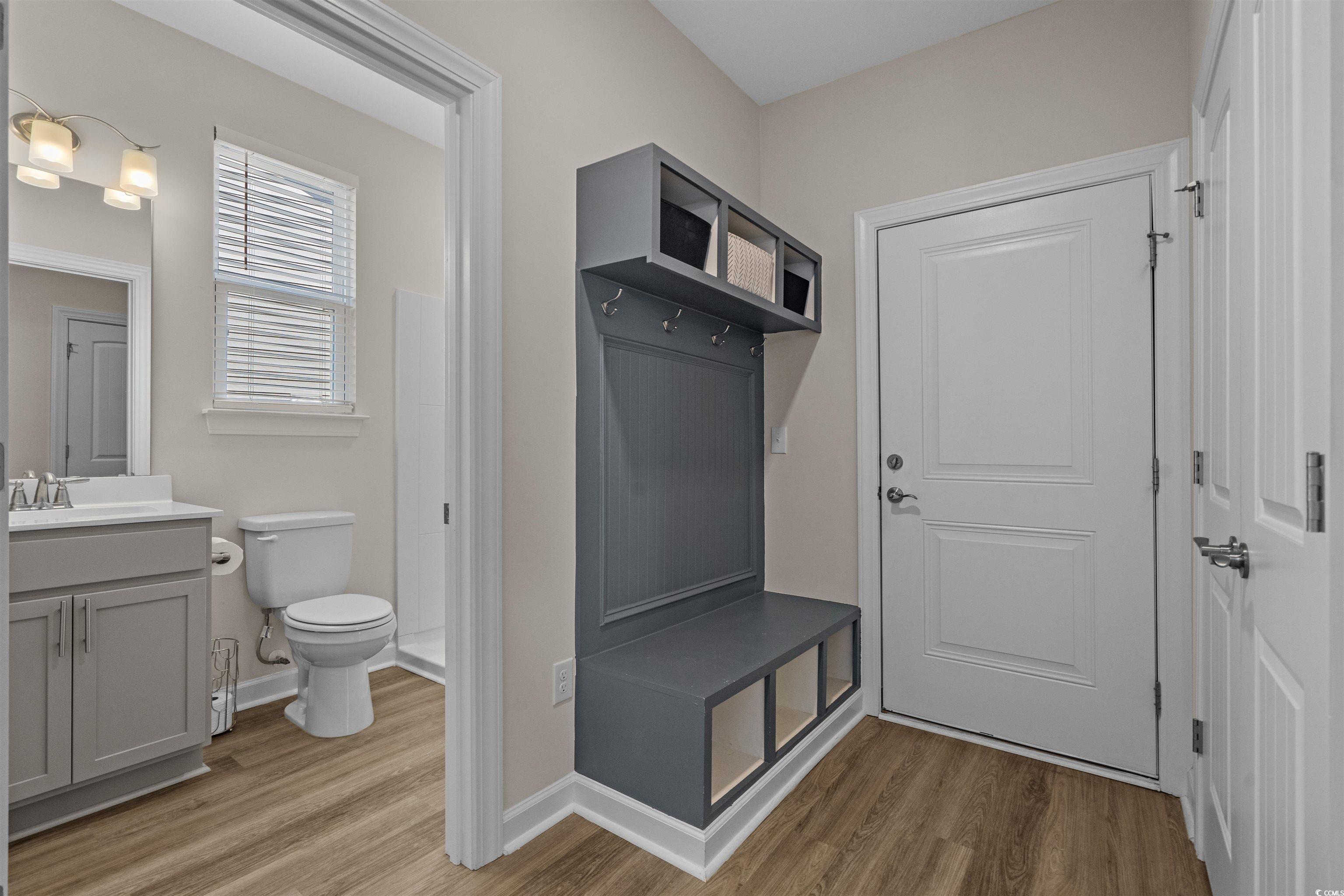 3364 Eversheen Dr. Property Photo 15