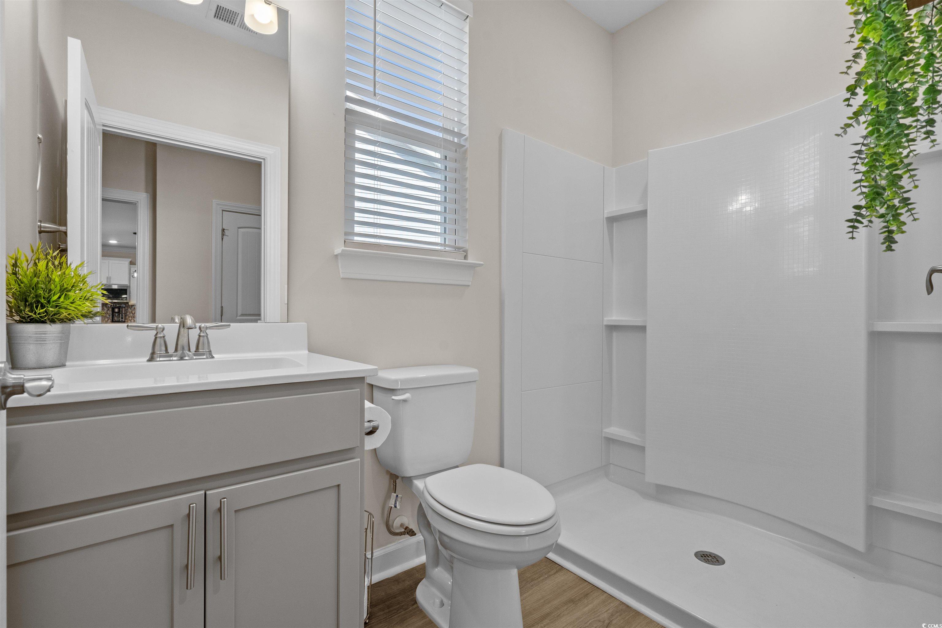 3364 Eversheen Dr. Property Photo 16