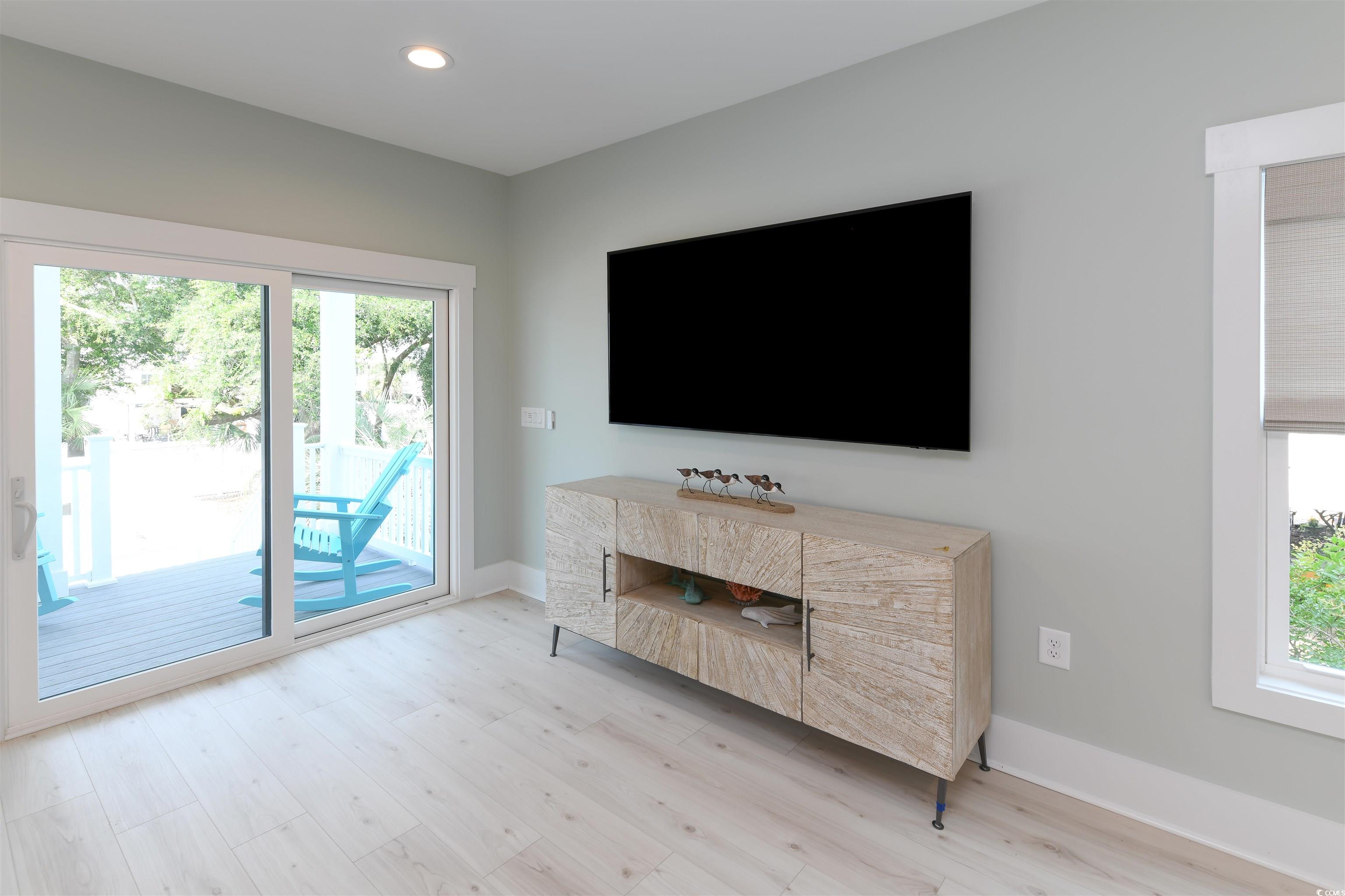 115 A 6th Ave. S Property Photo 11