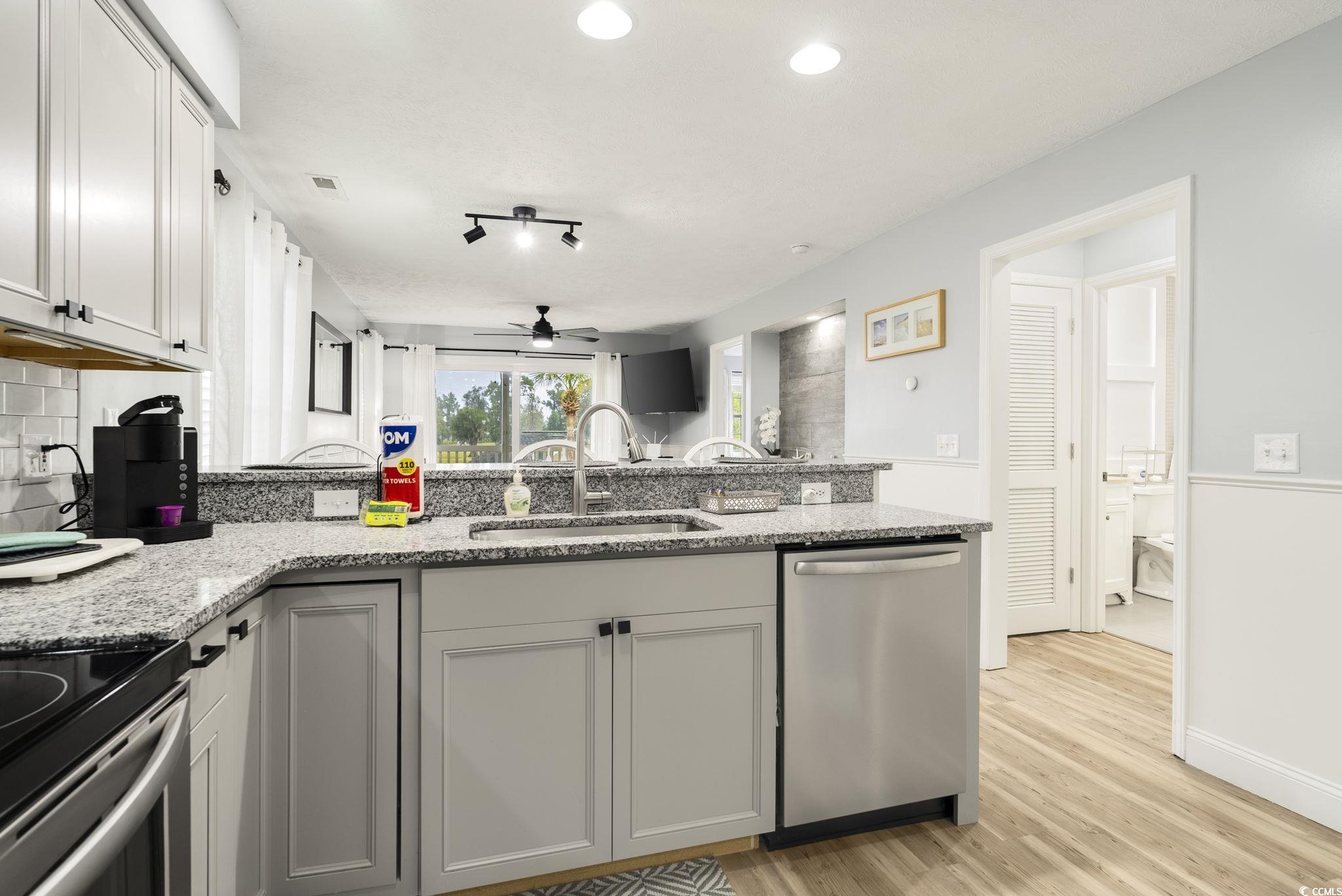 549 White River Dr. Property Photo 16