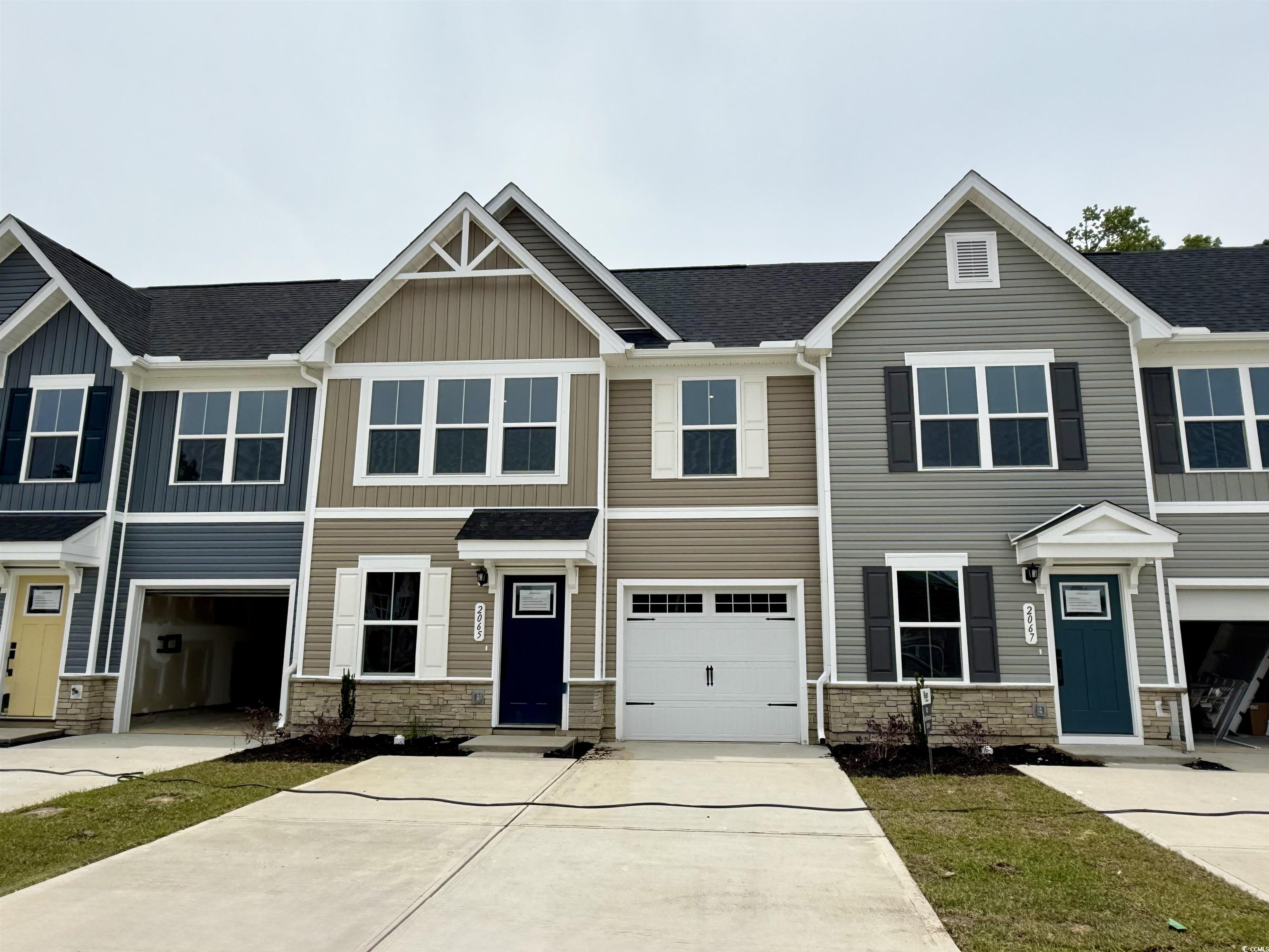 2090 Parow Ln Nw Property Photo 2