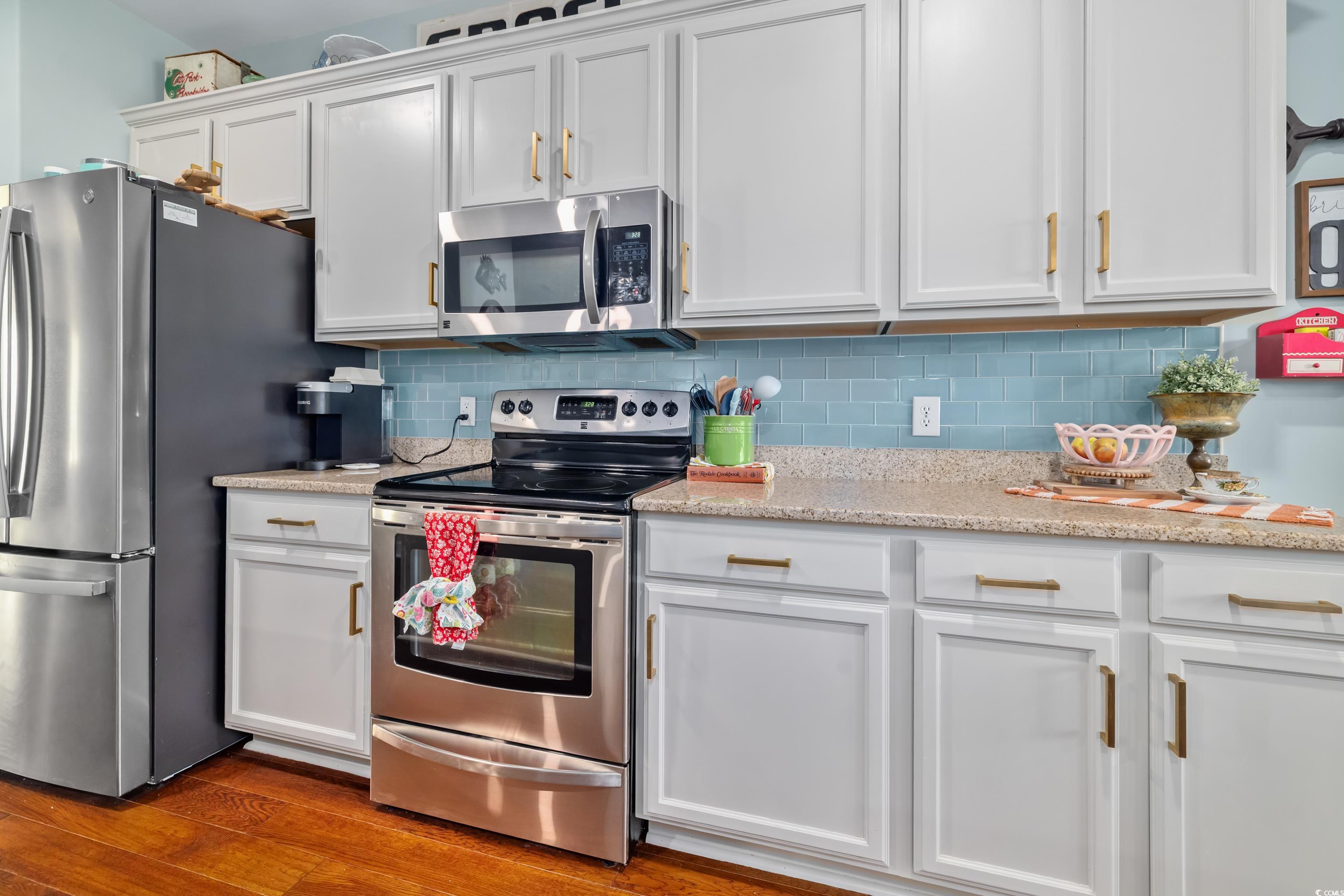 8605 Hopper Ct. Property Photo 11