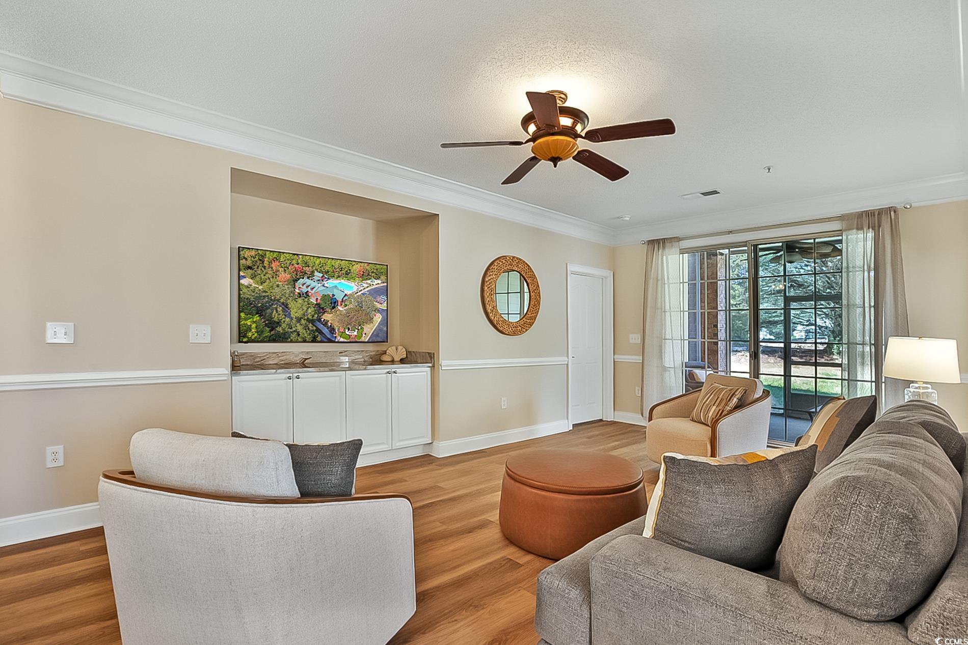 6203 Catalina Dr. Property Photo 3