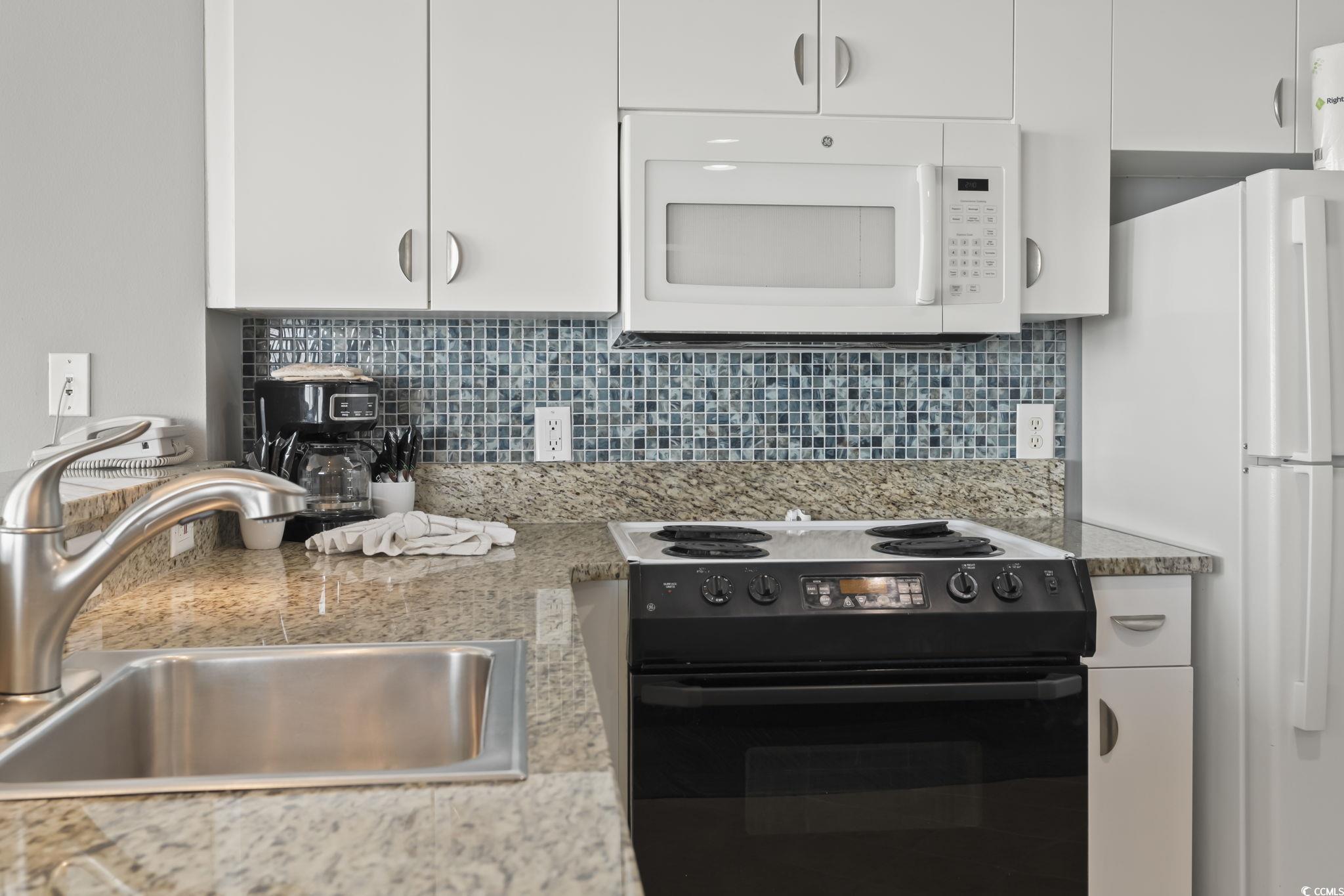 300 N Ocean Blvd. Property Photo 17