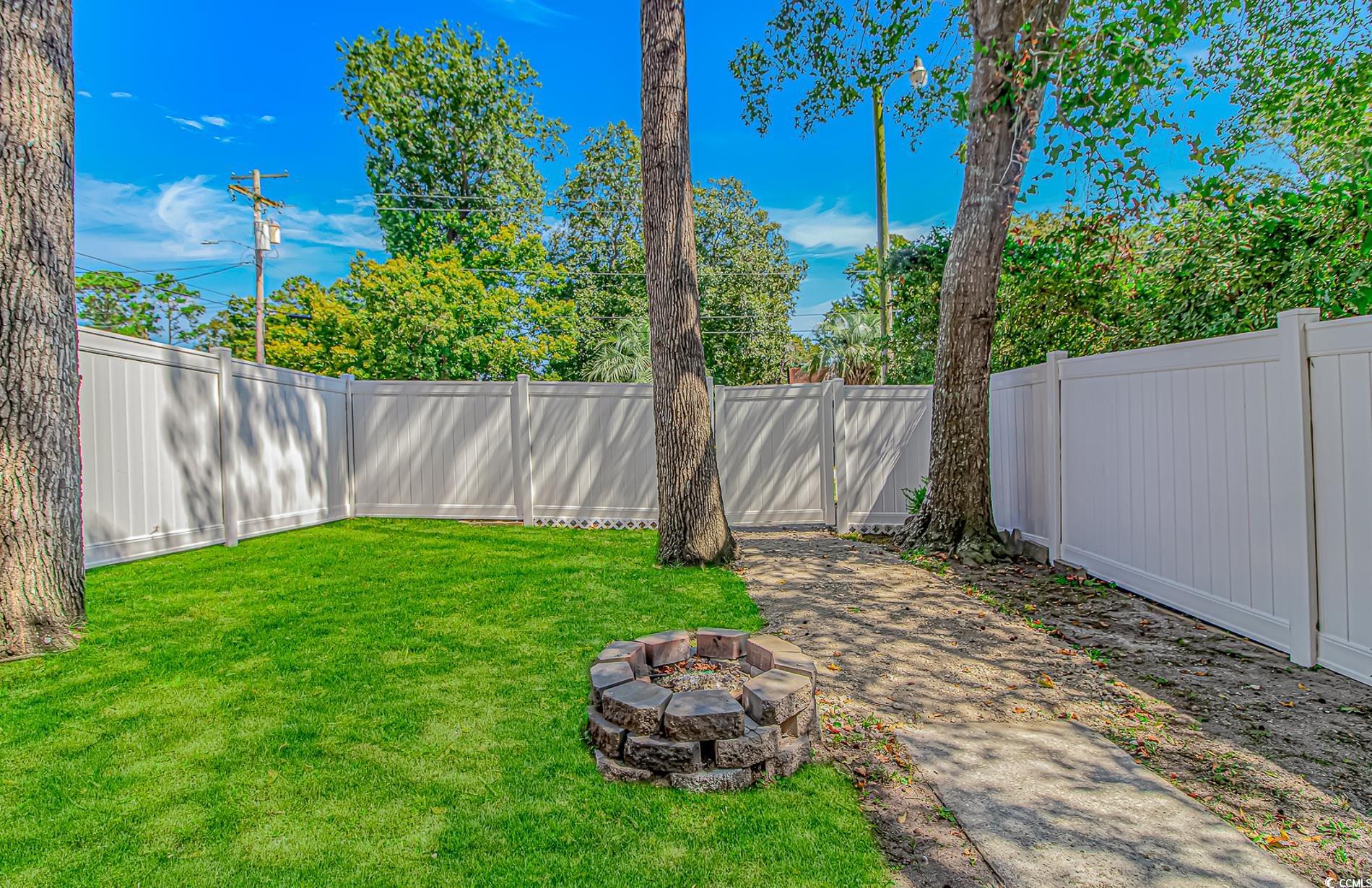 313 N Poplar Dr. Property Photo 29