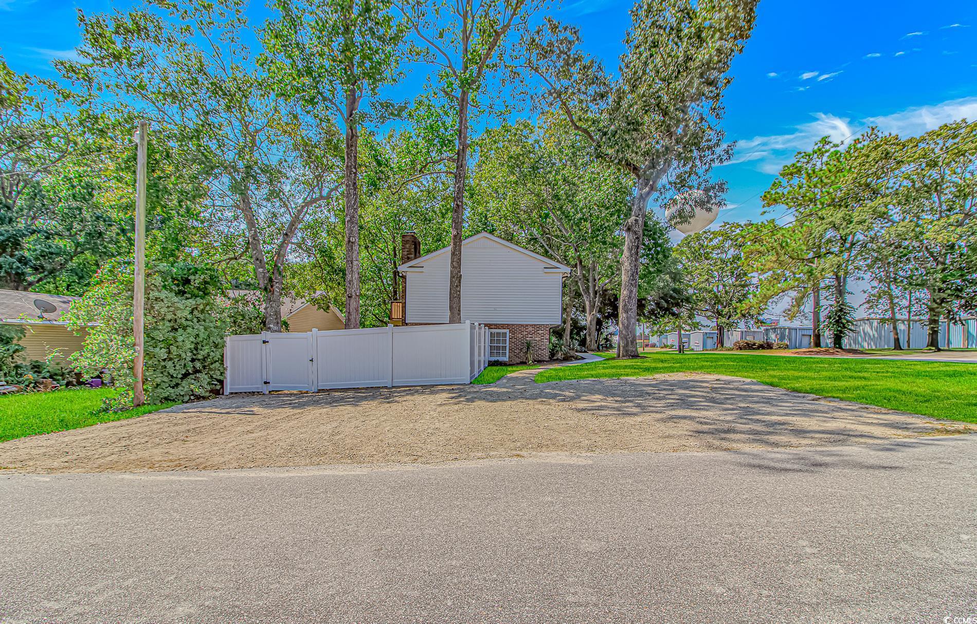 313 N Poplar Dr. Property Photo 32