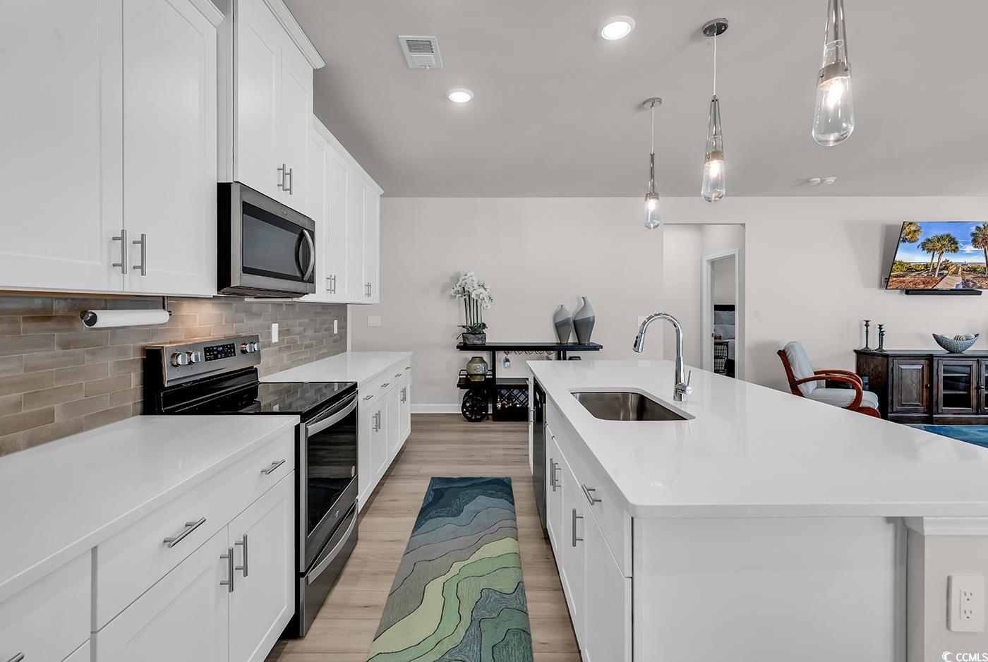 928 Maya Layne Dr. Property Photo 24