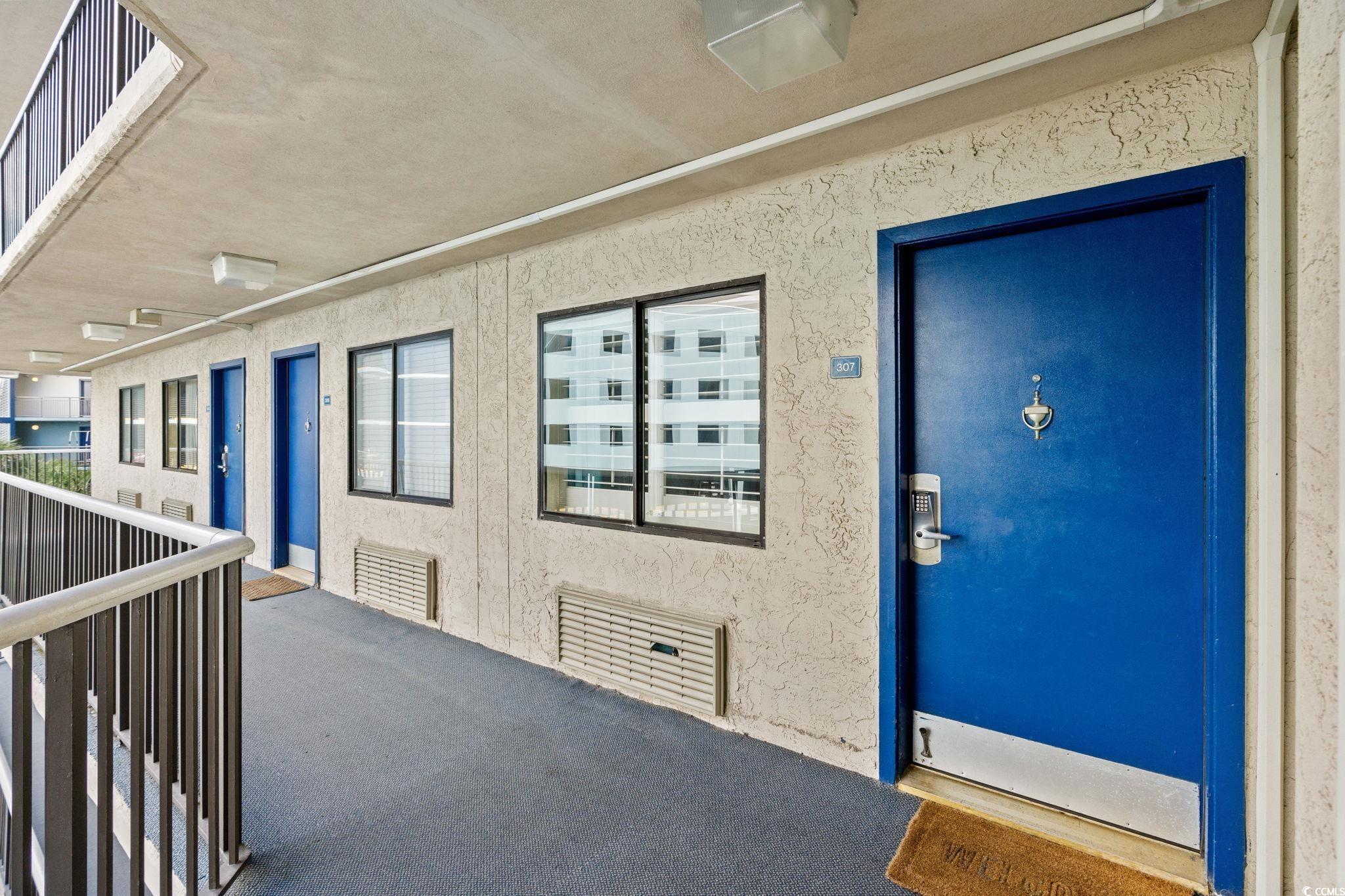 200 76th Ave. N Property Photo 2