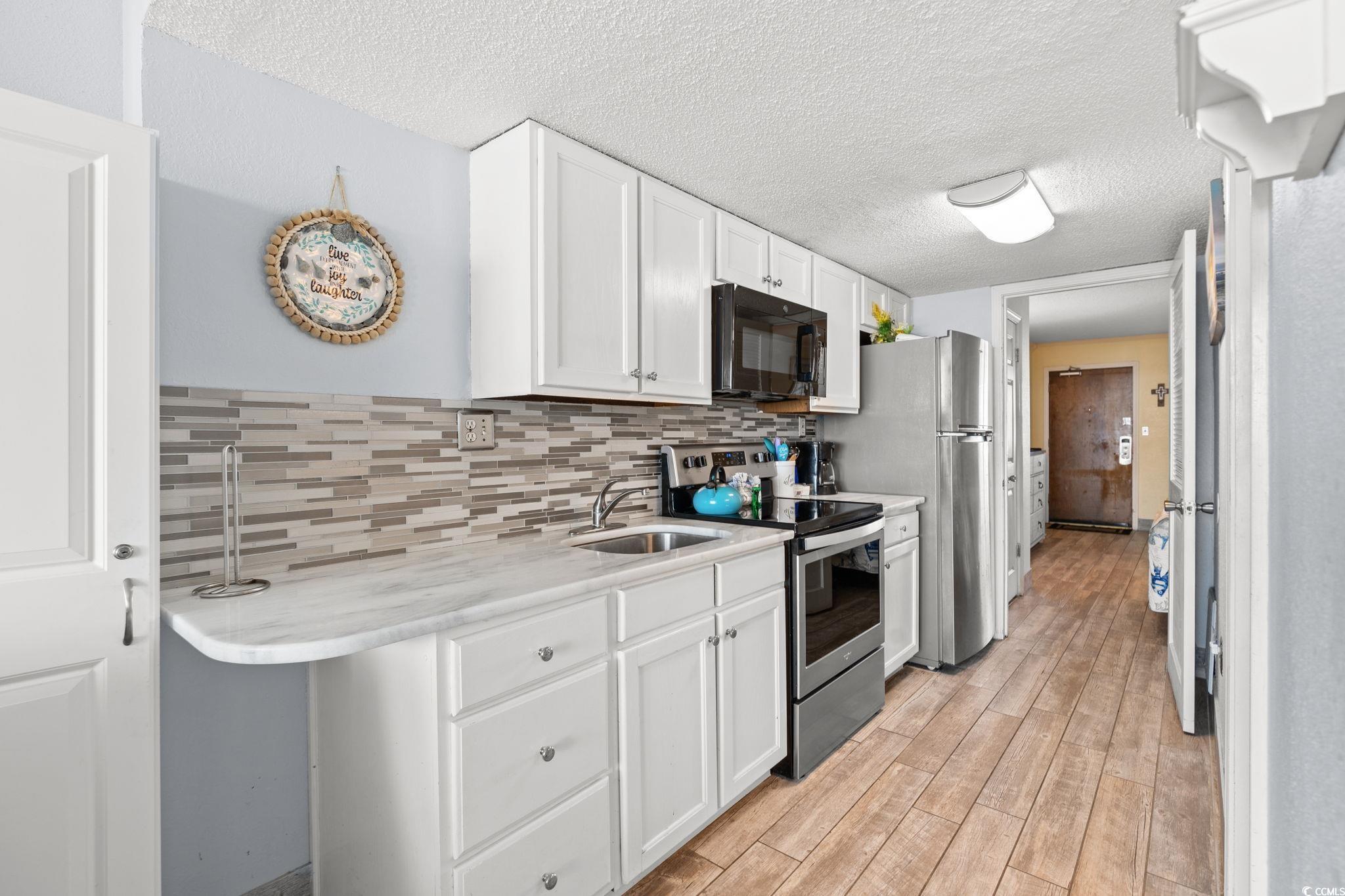 200 76th Ave. N Property Photo 7