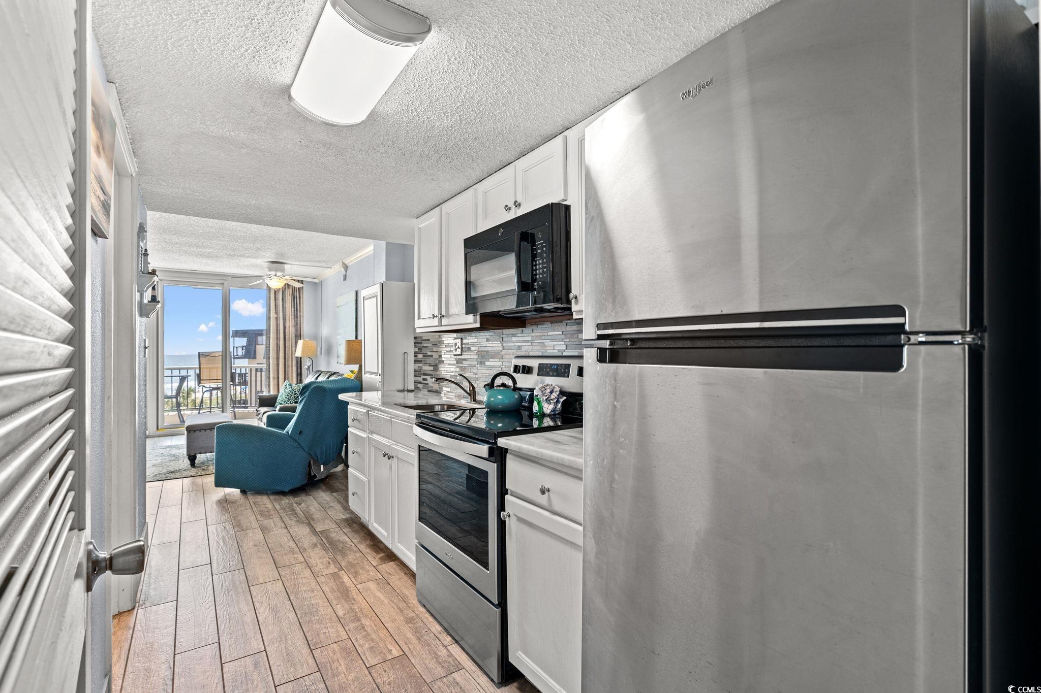 200 76th Ave. N Property Photo 8