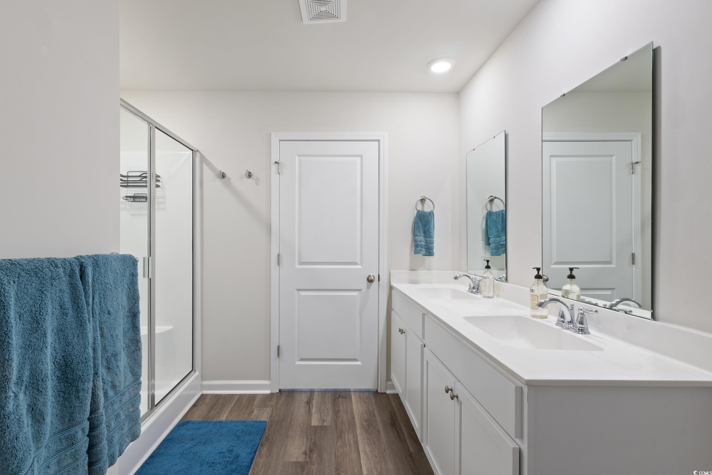 124 Cassina Dr. Property Photo 24