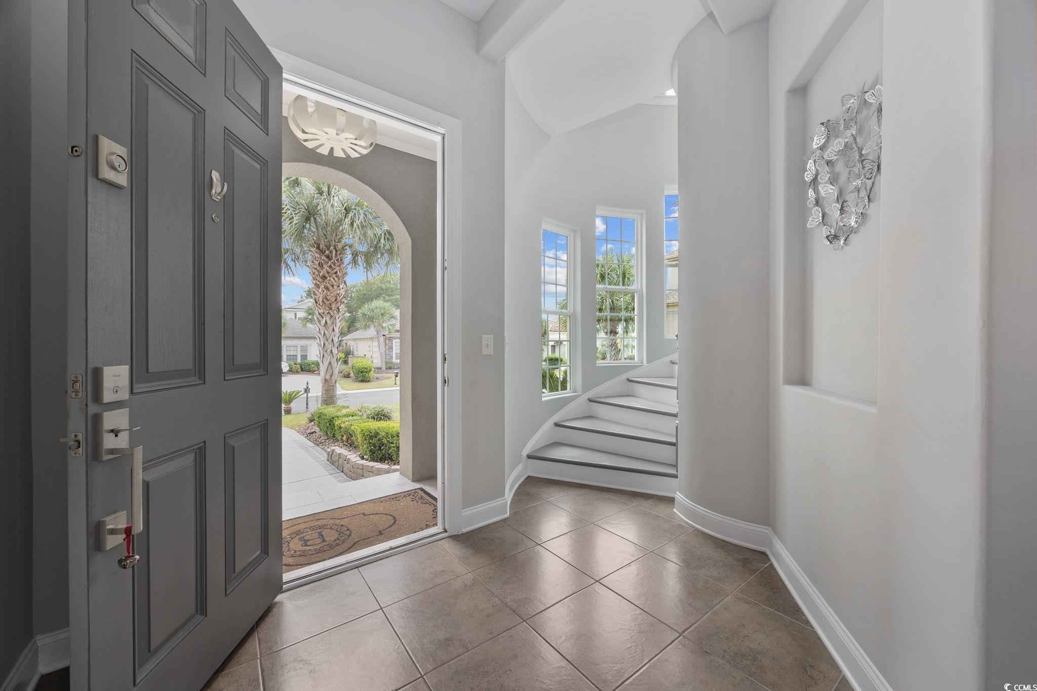 914 Bluffview Dr. Property Photo 3