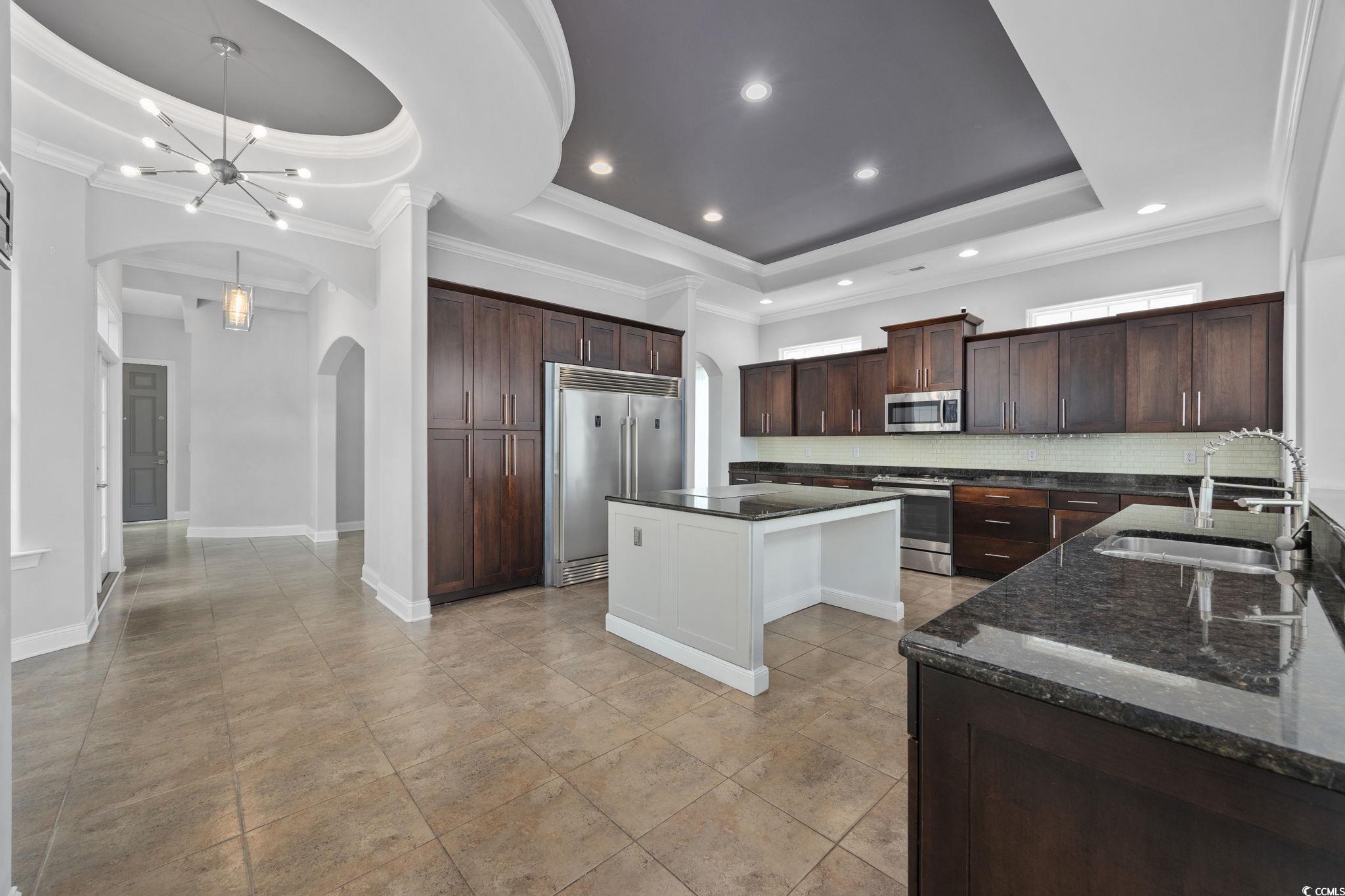 914 Bluffview Dr. Property Photo 4