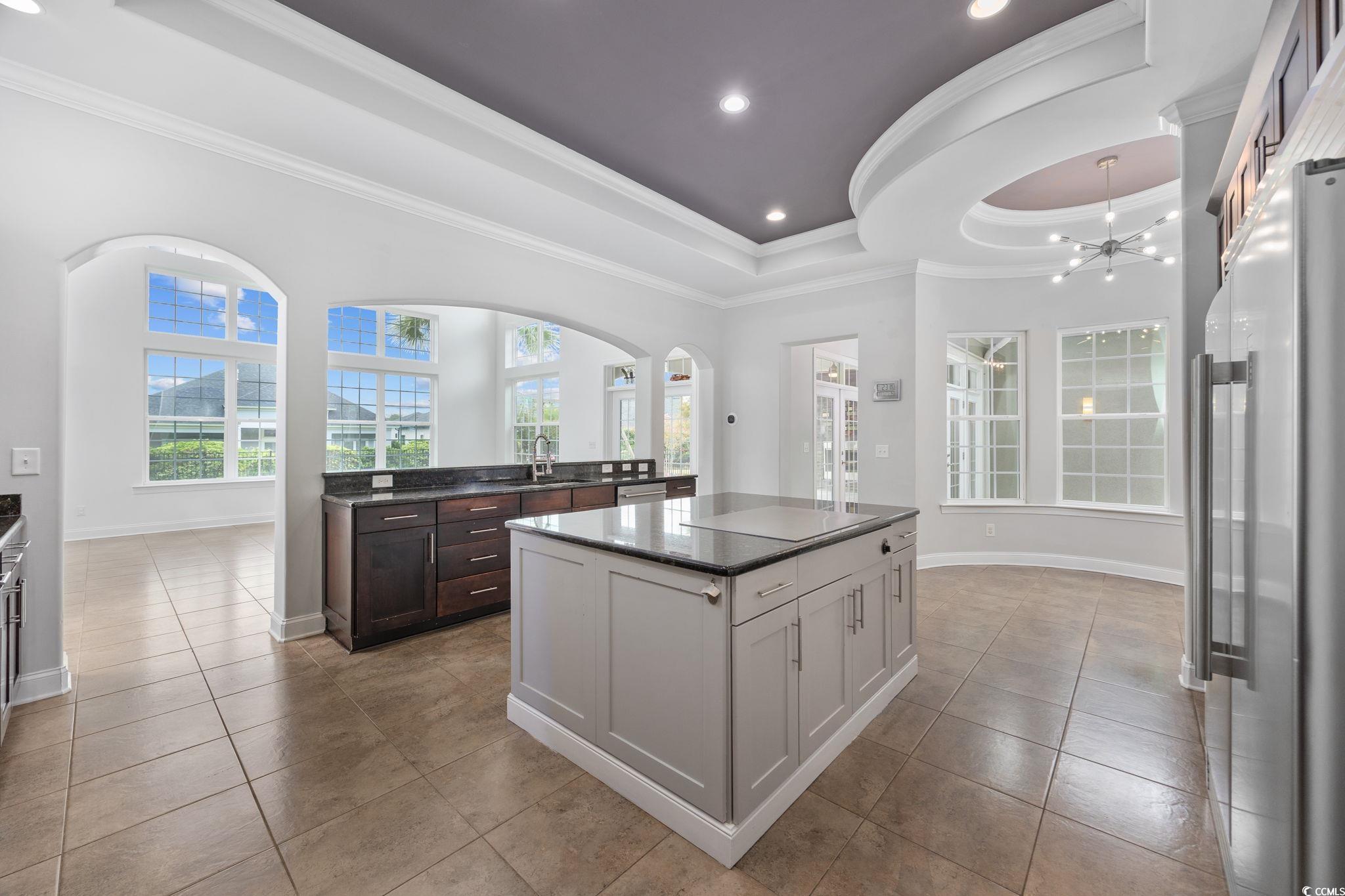 914 Bluffview Dr. Property Photo 5