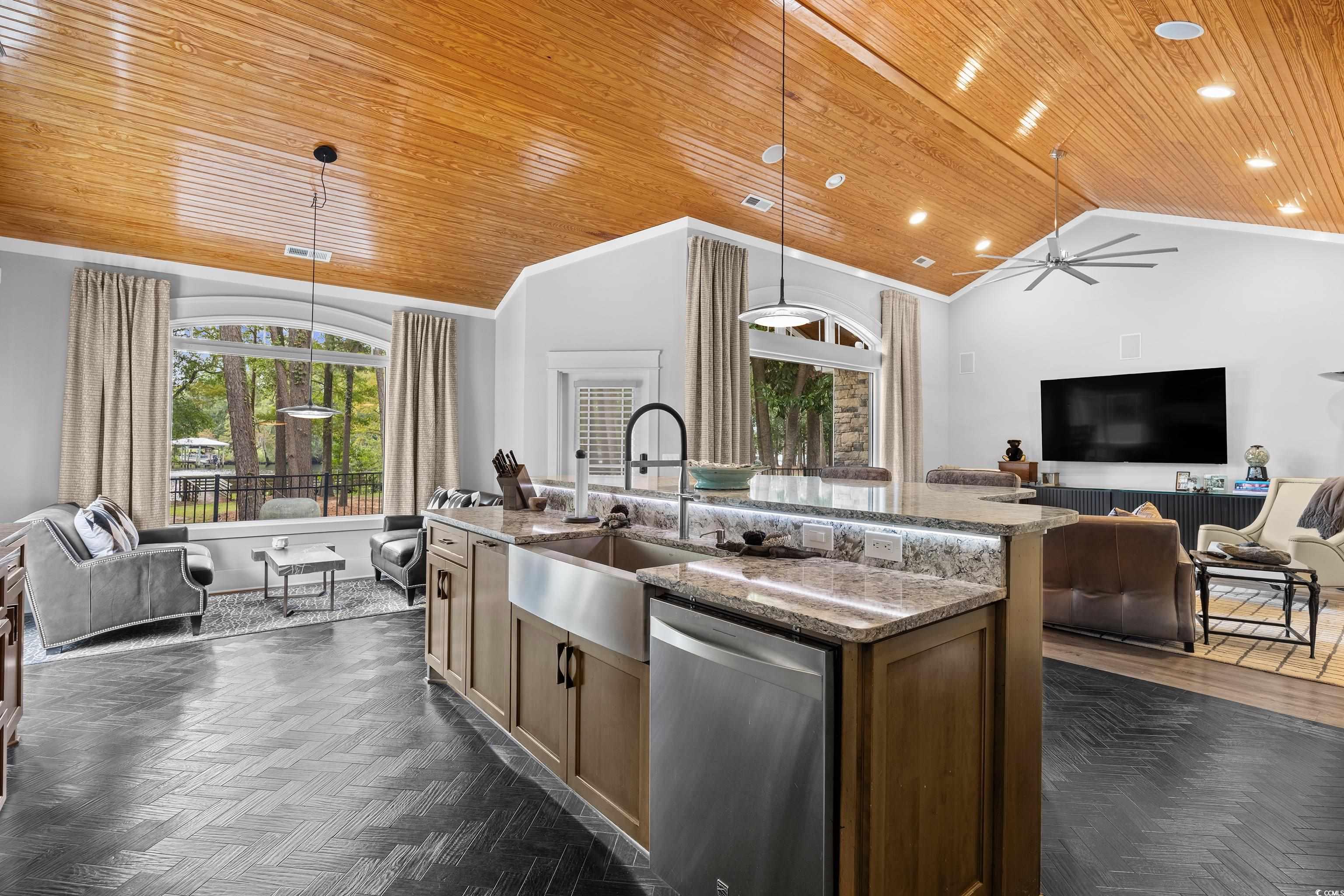 144 Kenzgar Dr. Property Photo 14