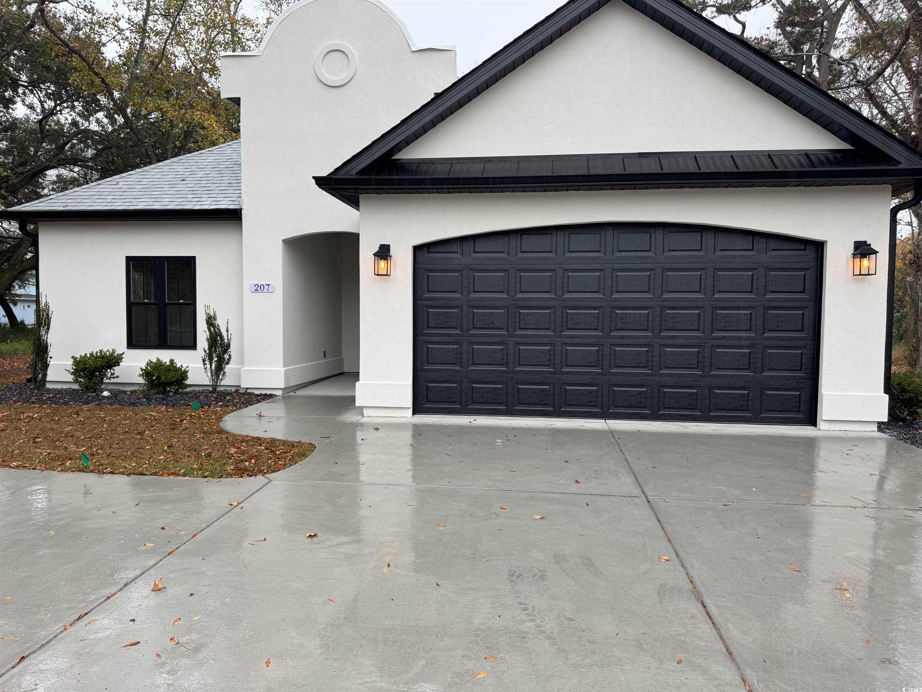 207 25th Ave. S Property Photo 1