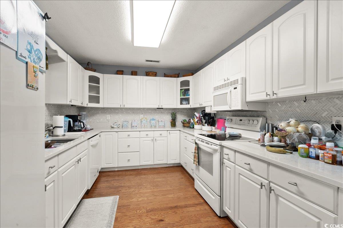 8004 High Ridge Pl. Property Photo 23