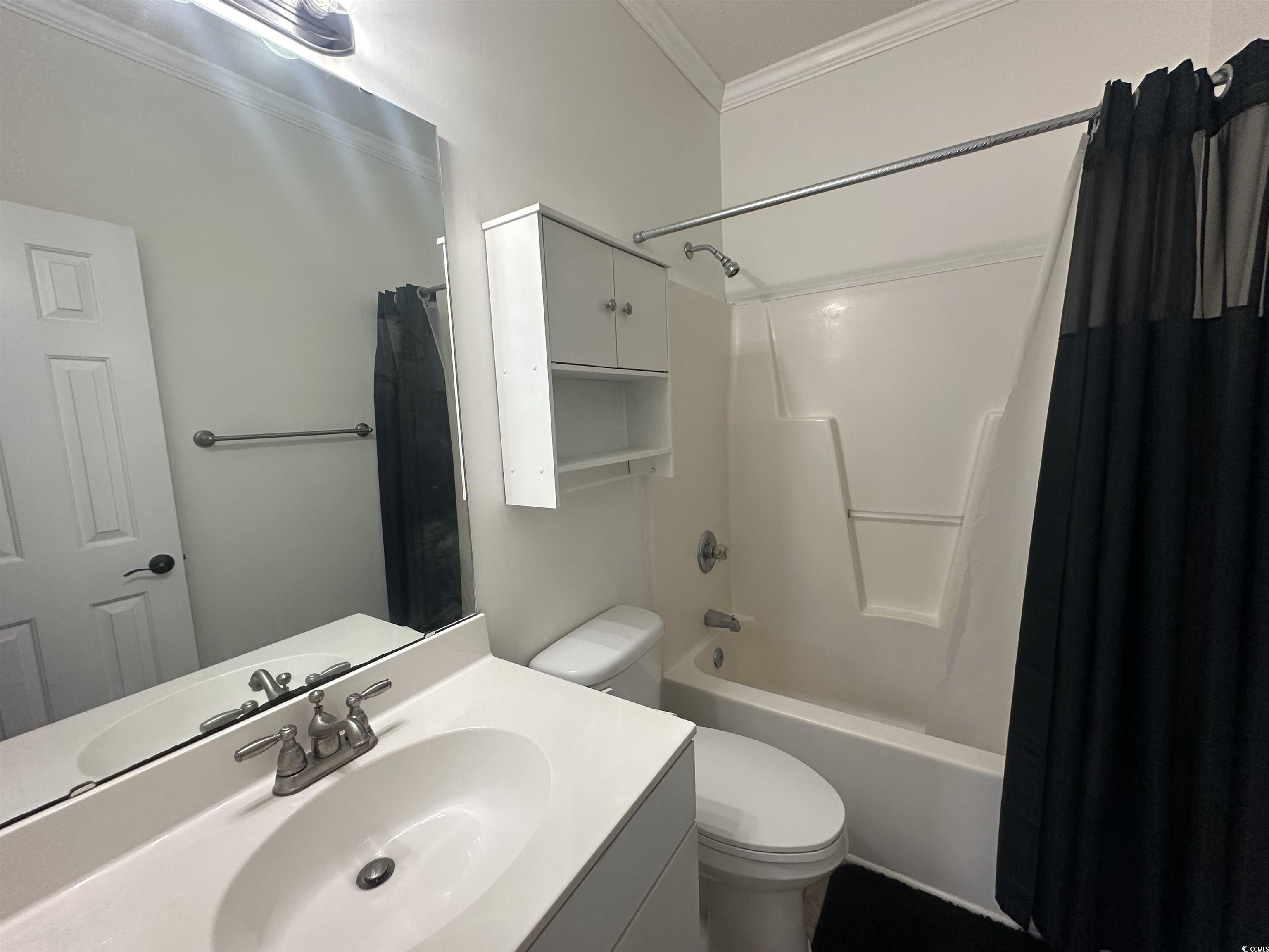 3927 Gladiola Ct. Property Photo 6