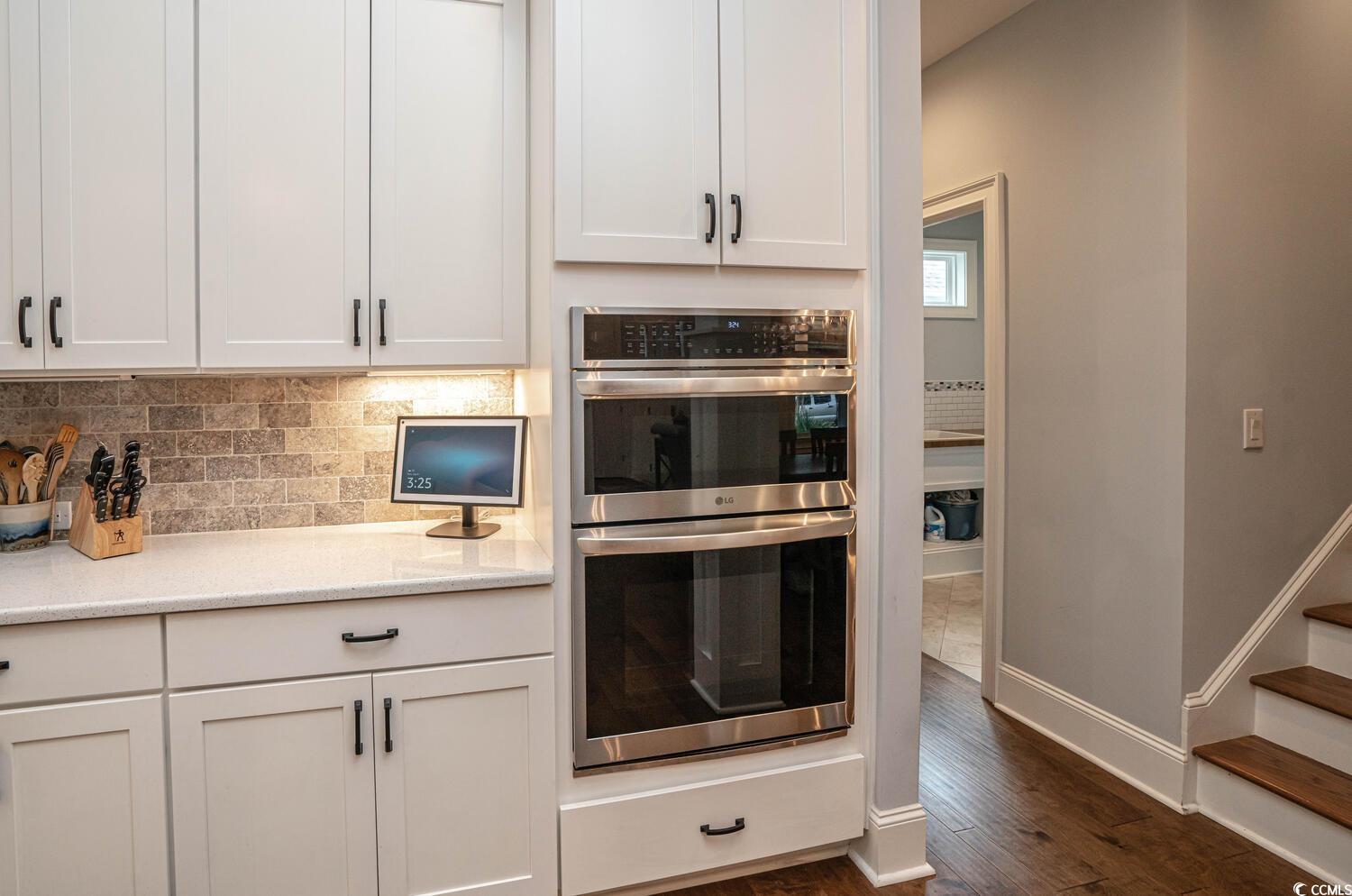 725 Bermuda Walk Property Photo 6