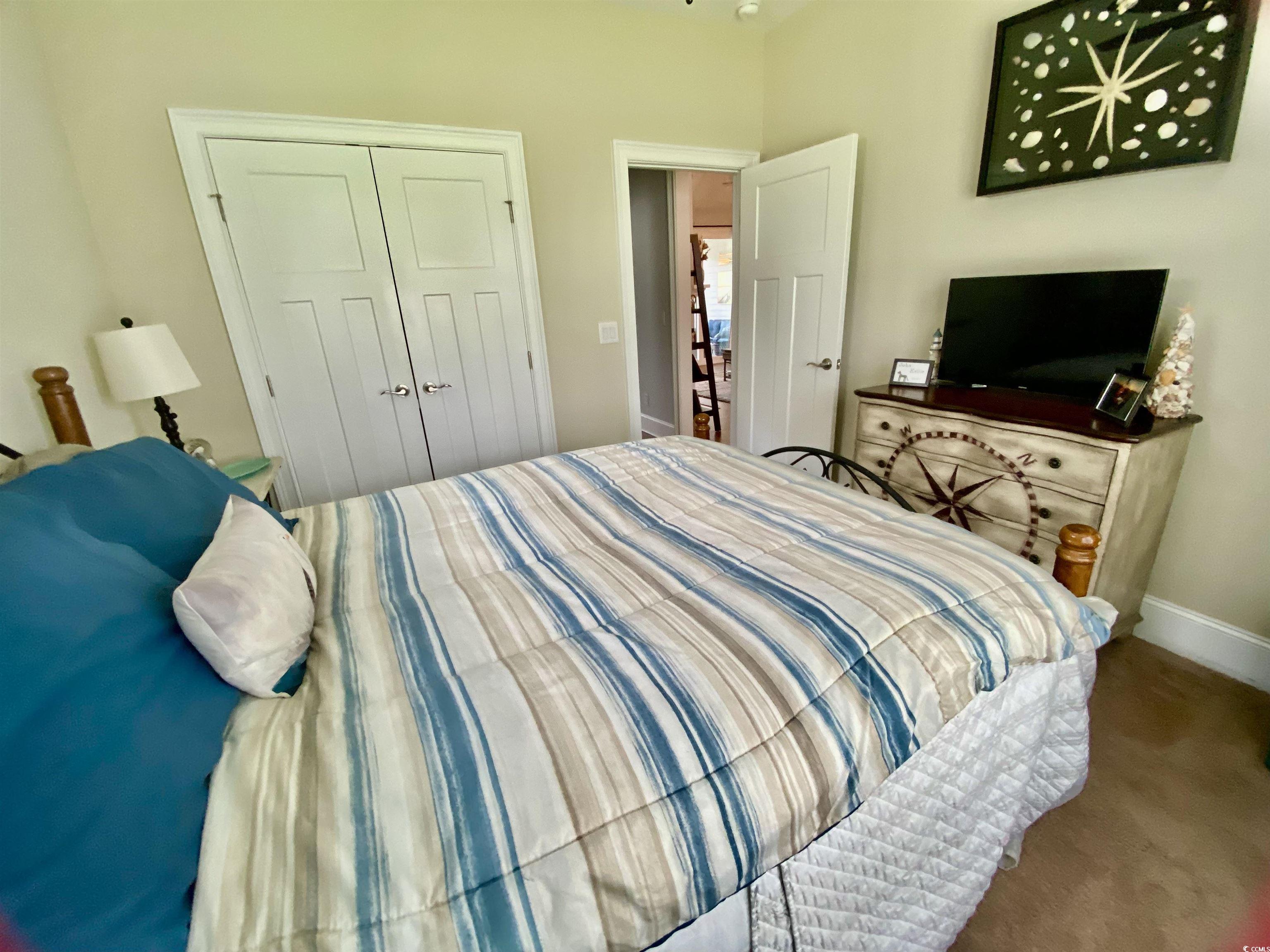 725 Bermuda Walk Property Photo 21