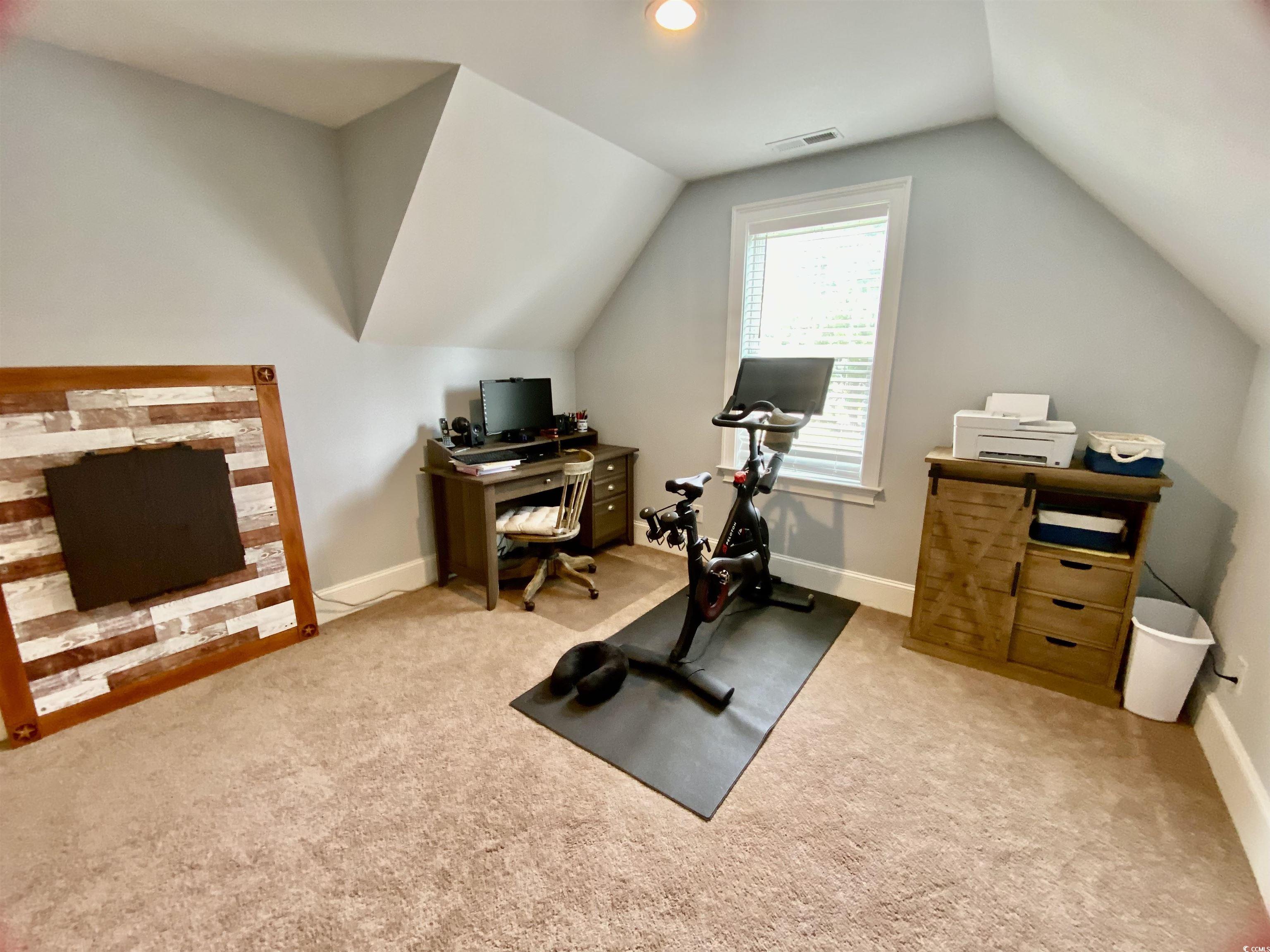 725 Bermuda Walk Property Photo 27