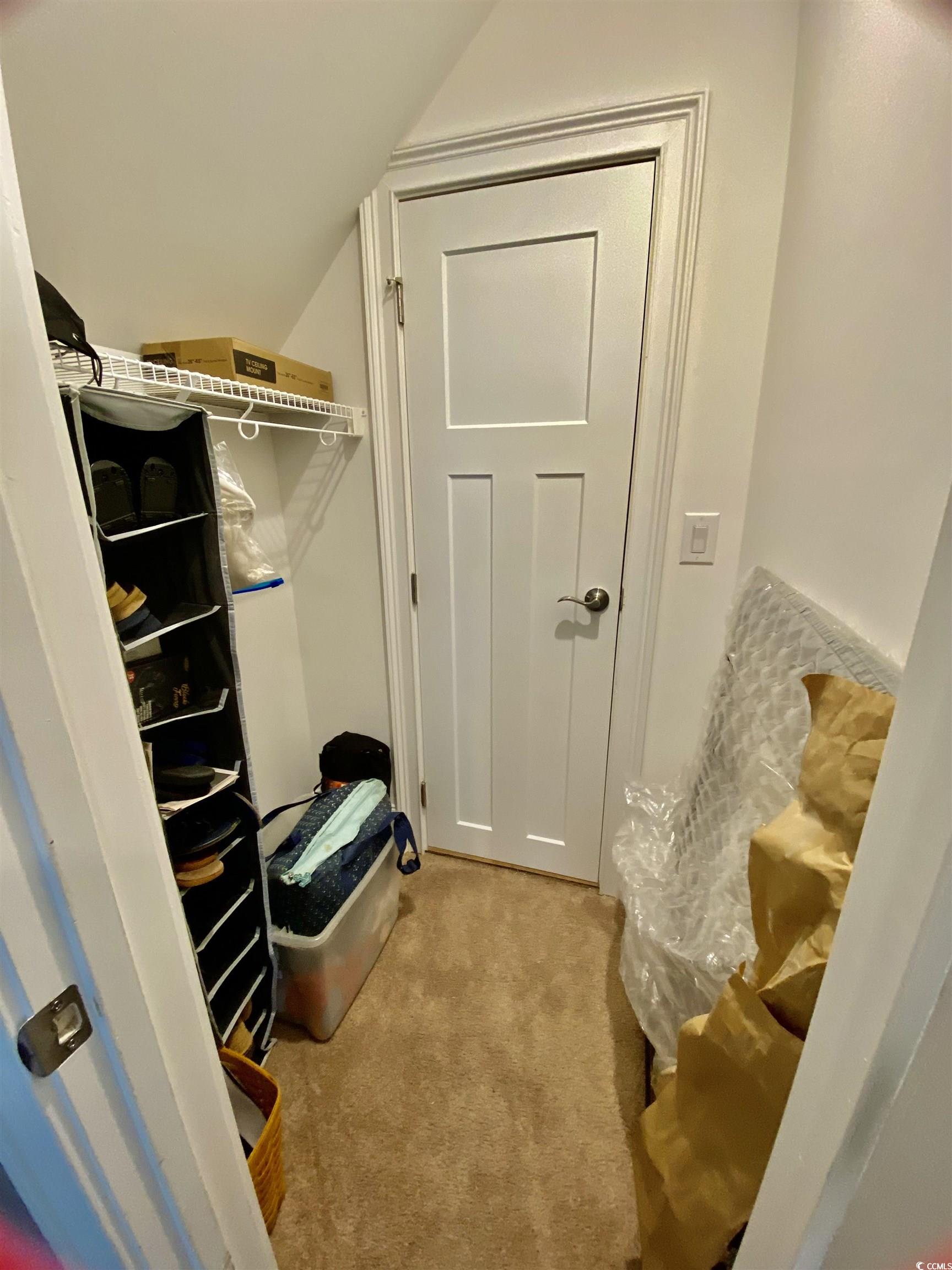 725 Bermuda Walk Property Photo 28