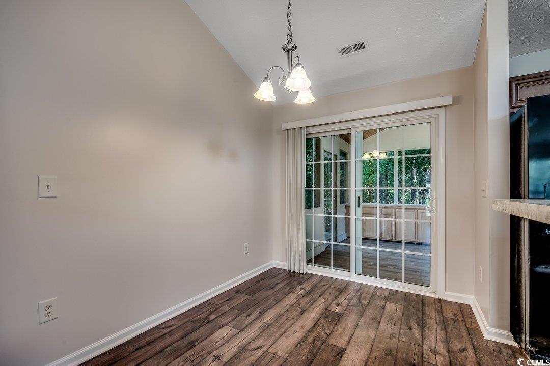 240 Upper Saddle Circle Property Photo 4