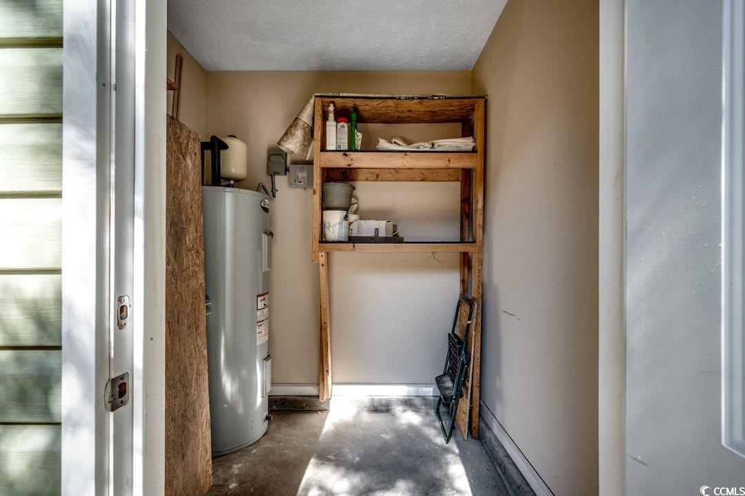 240 Upper Saddle Circle Property Photo 18