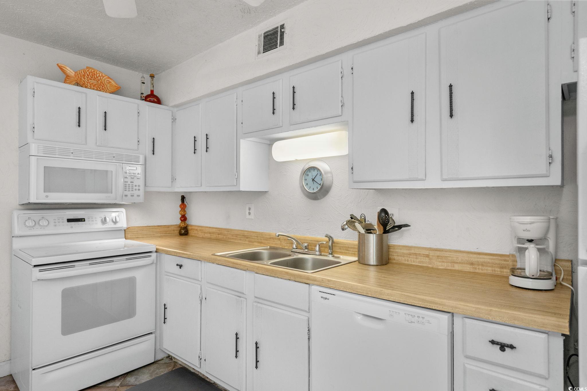 1621 Edge Dr. Property Photo 13