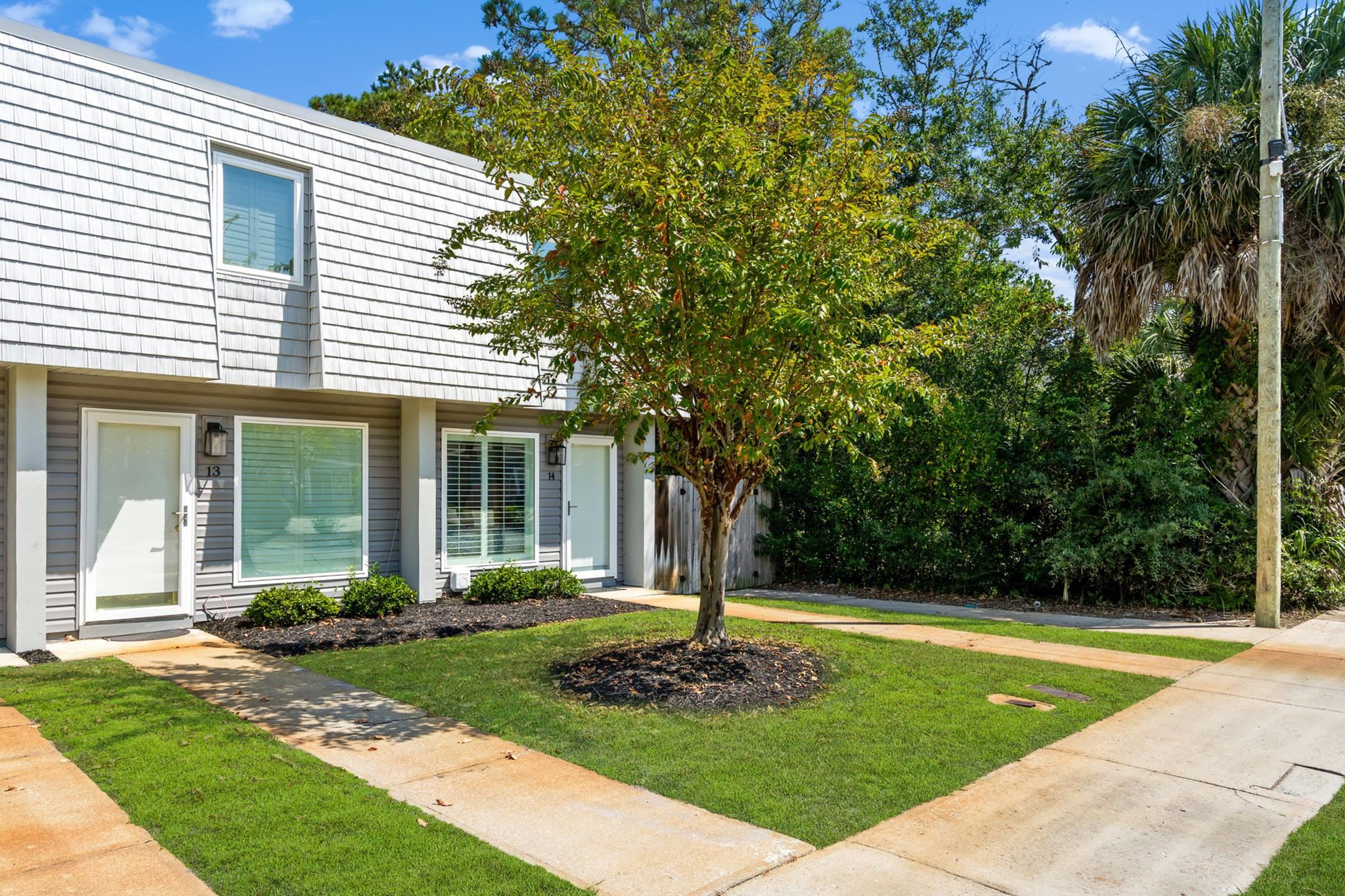 1621 Edge Dr. Property Photo 39