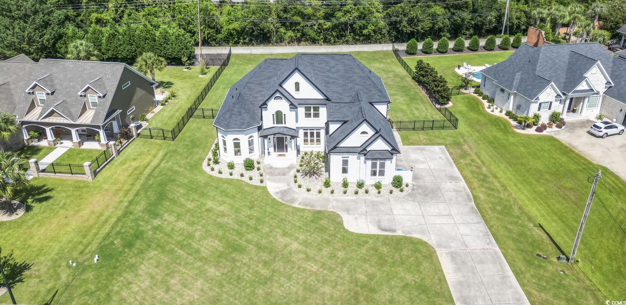 9305 Cove Dr. Property Photo 2