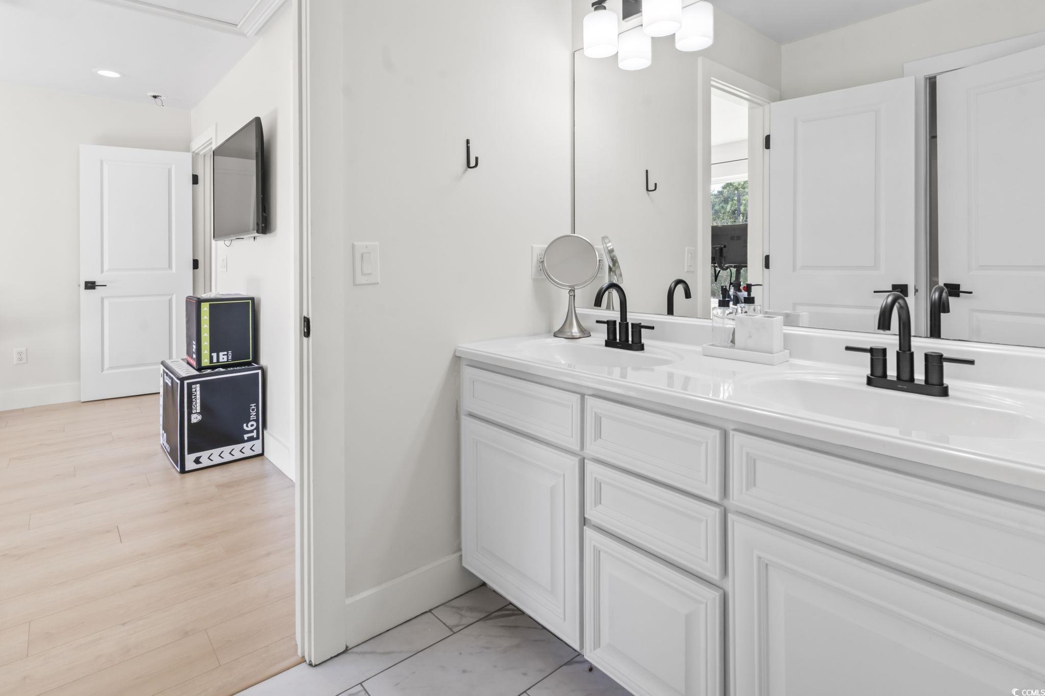 9305 Cove Dr. Property Photo 26