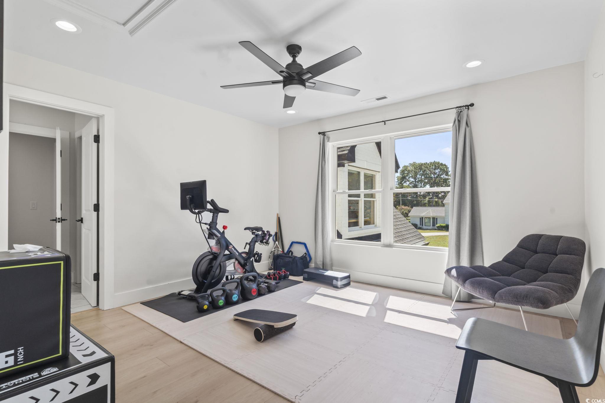 9305 Cove Dr. Property Photo 30