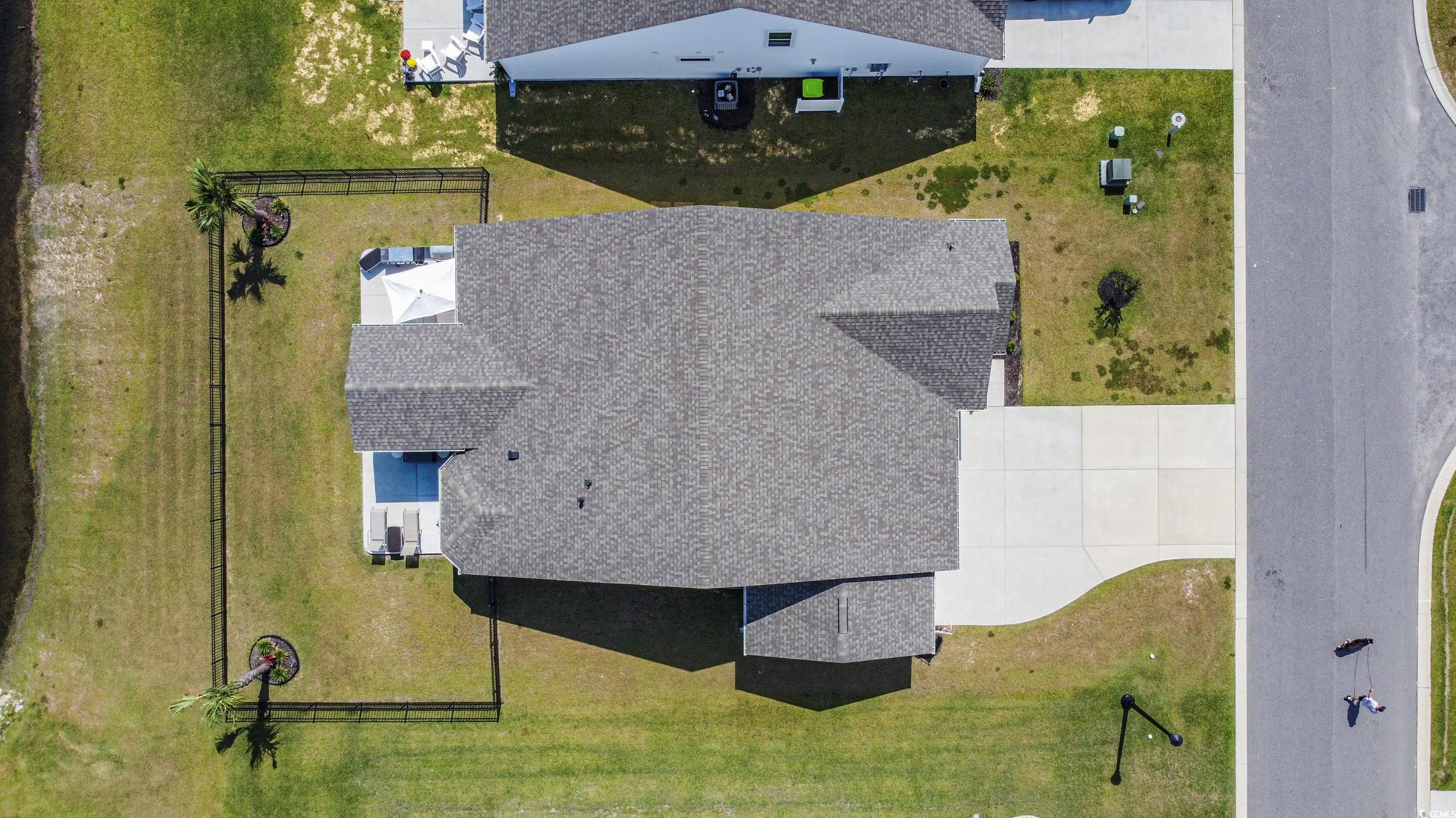 5216 Lucy Way Property Photo 4