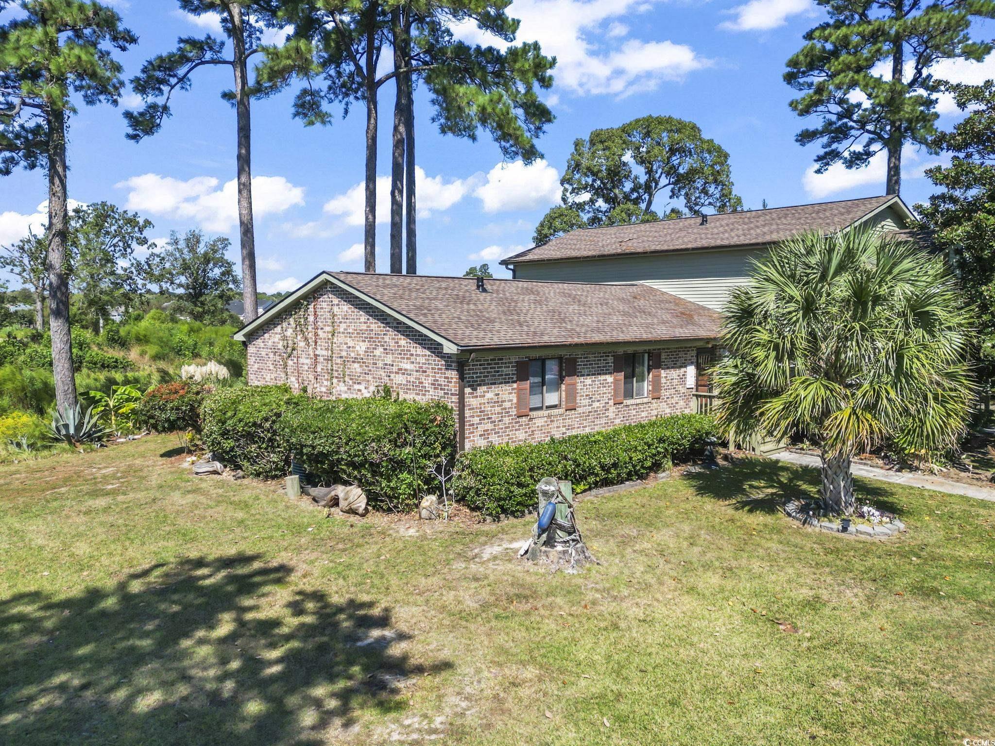 305 Resort Dr. Property Photo 4