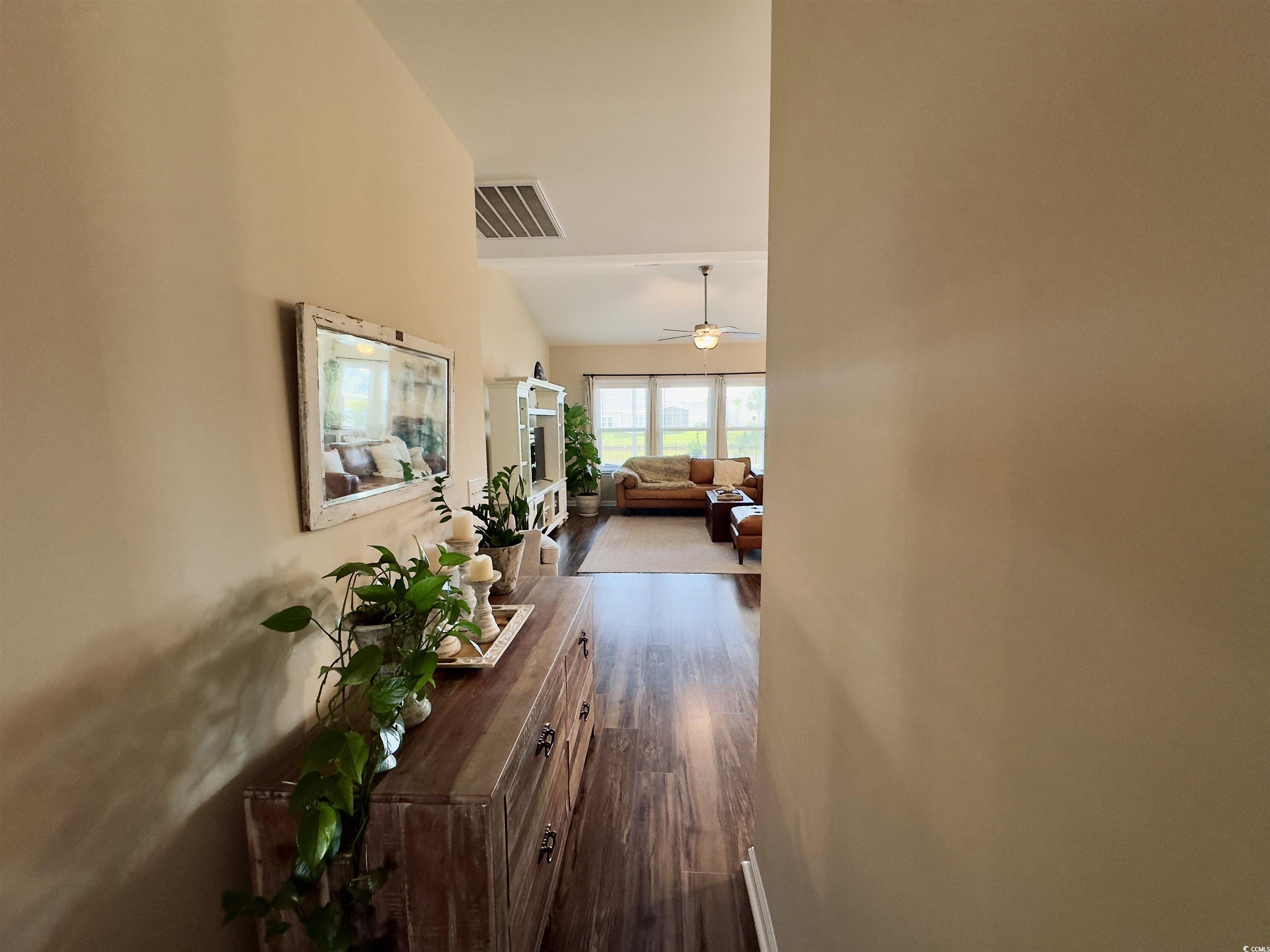 591 Hickman St. Property Photo 8