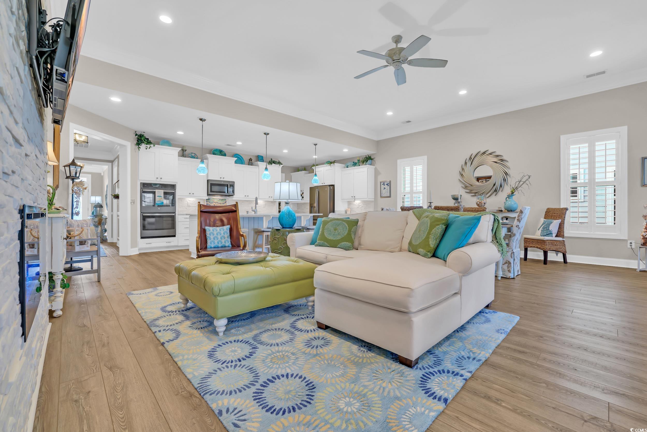 1959 Silver Spring Ln. Property Photo 12