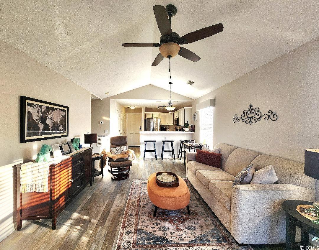 4567 Eastport Blvd. Property Photo 5