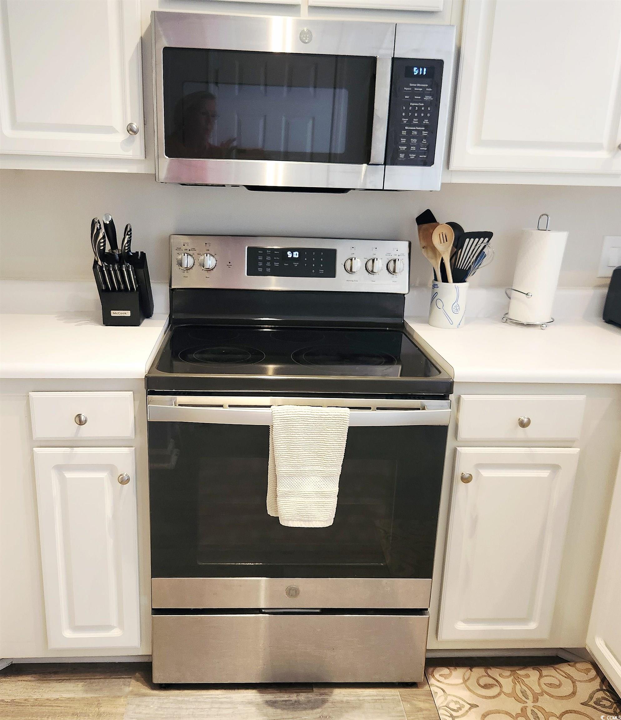 4567 Eastport Blvd. Property Photo 10