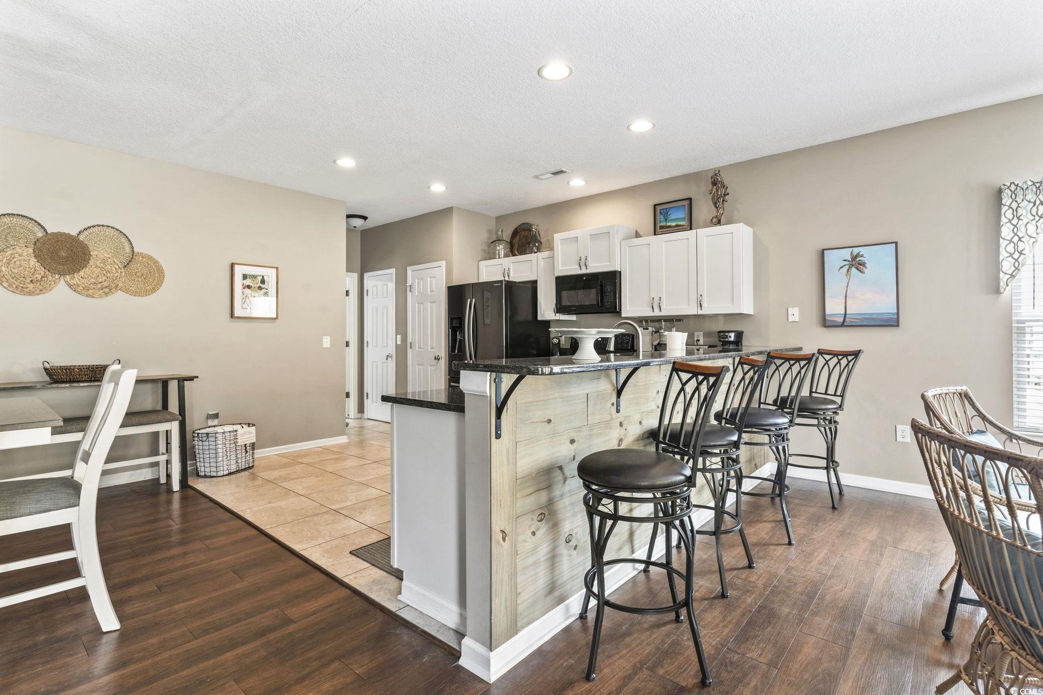 105-a-b Woodland Dr. Property Photo 4