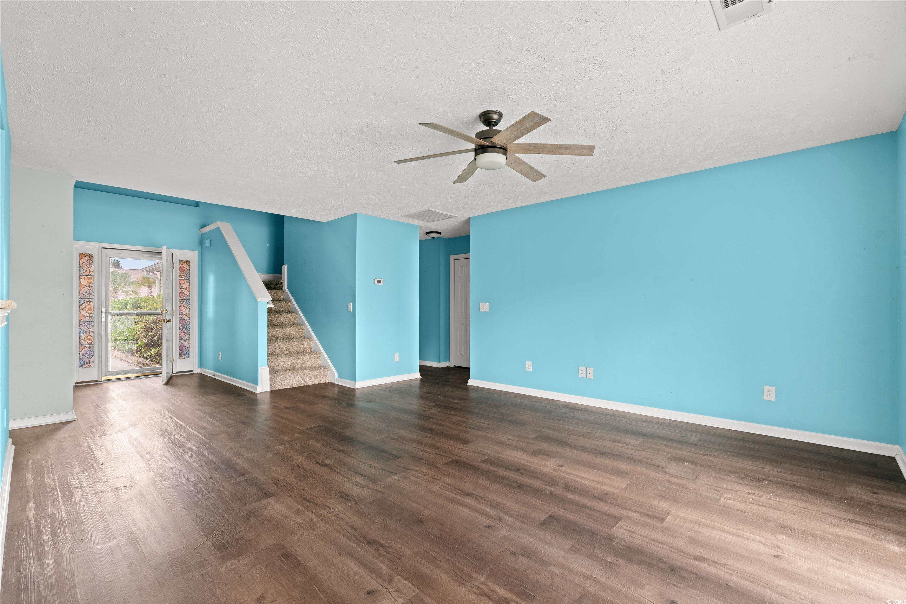 1004 Jocassee Dr. Property Photo 5