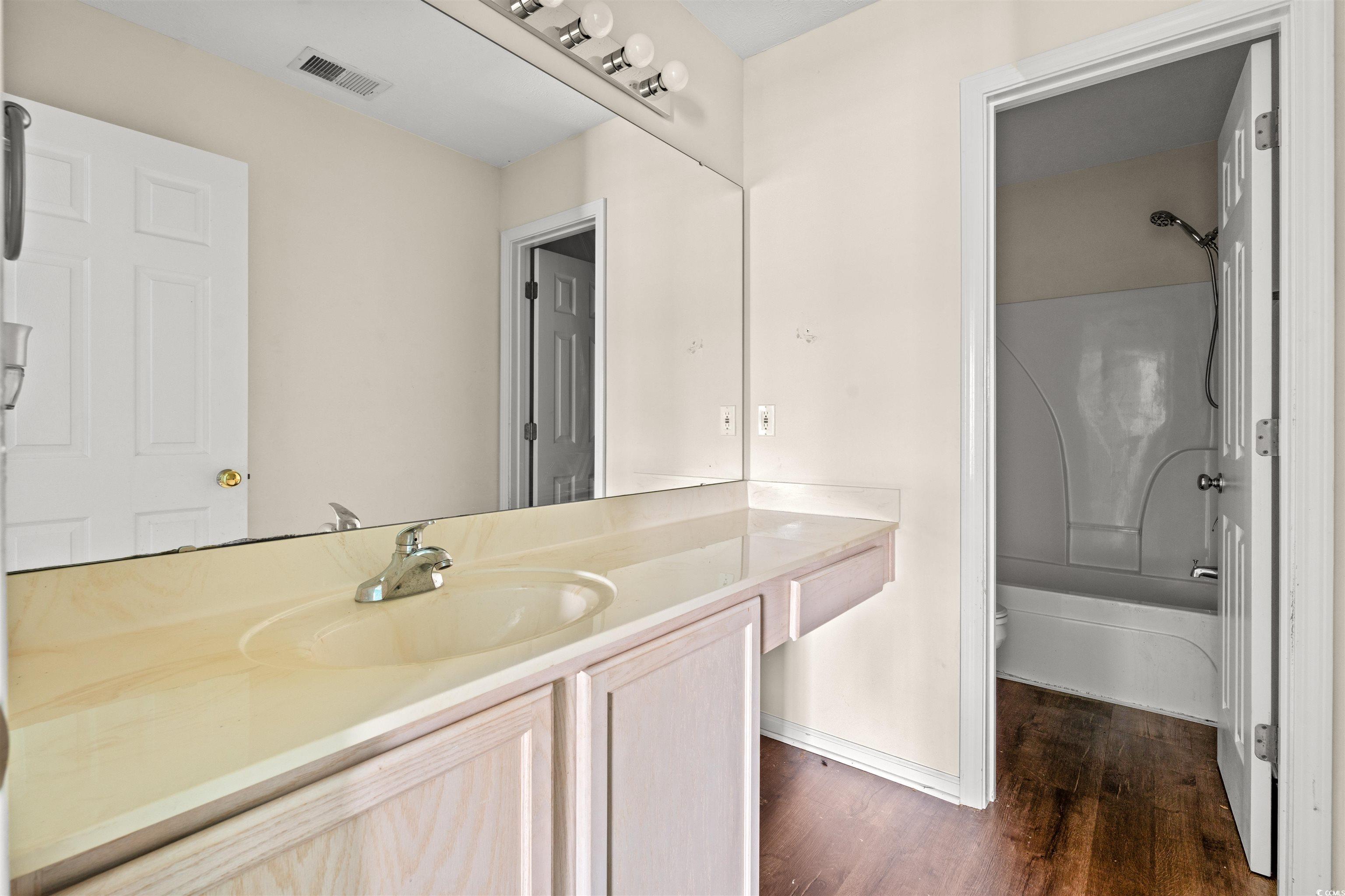 1004 Jocassee Dr. Property Photo 17