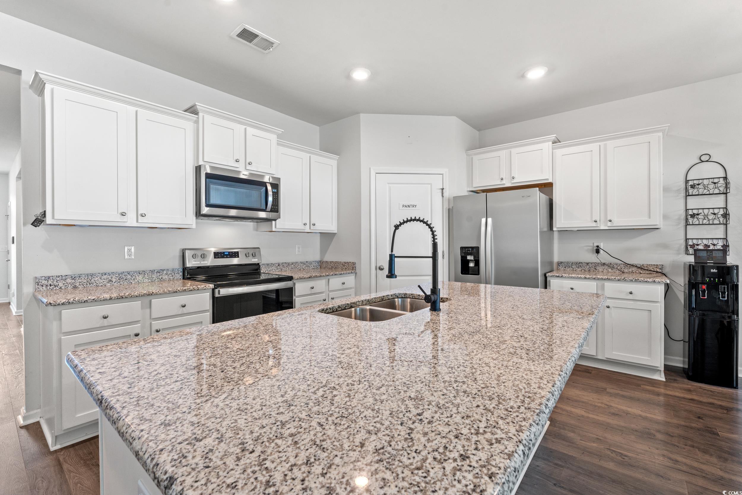 276 Forestbrook Cove Circle Property Photo 9