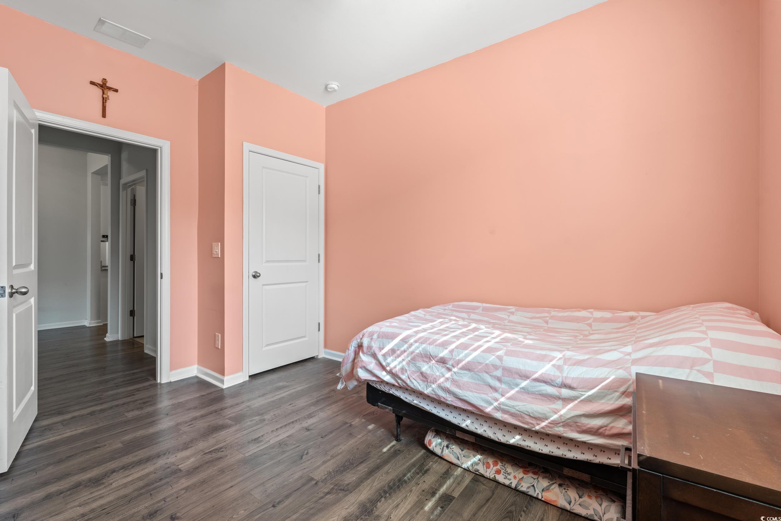 276 Forestbrook Cove Circle Property Photo 18