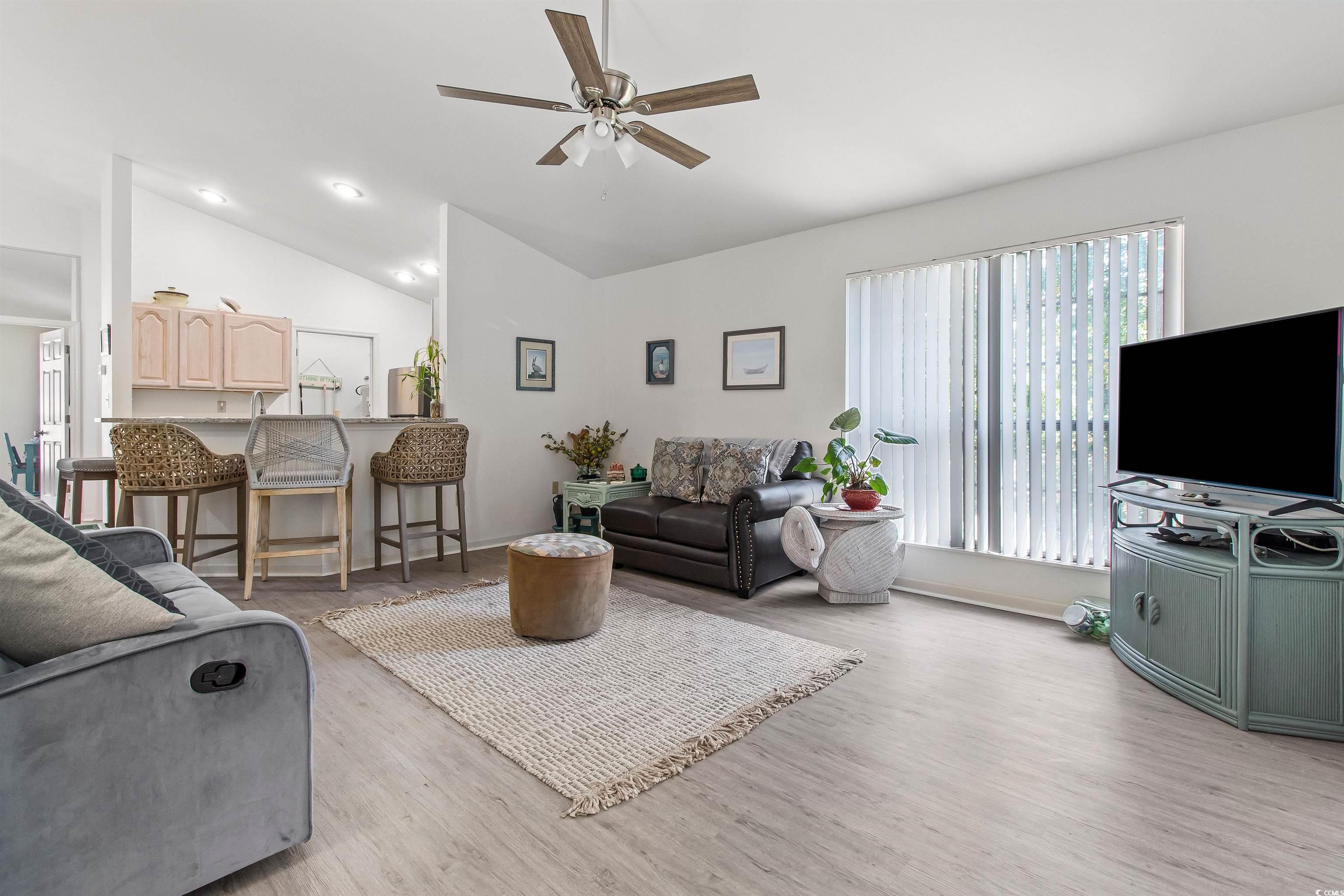 411 Pipers Ln. Property Photo 4