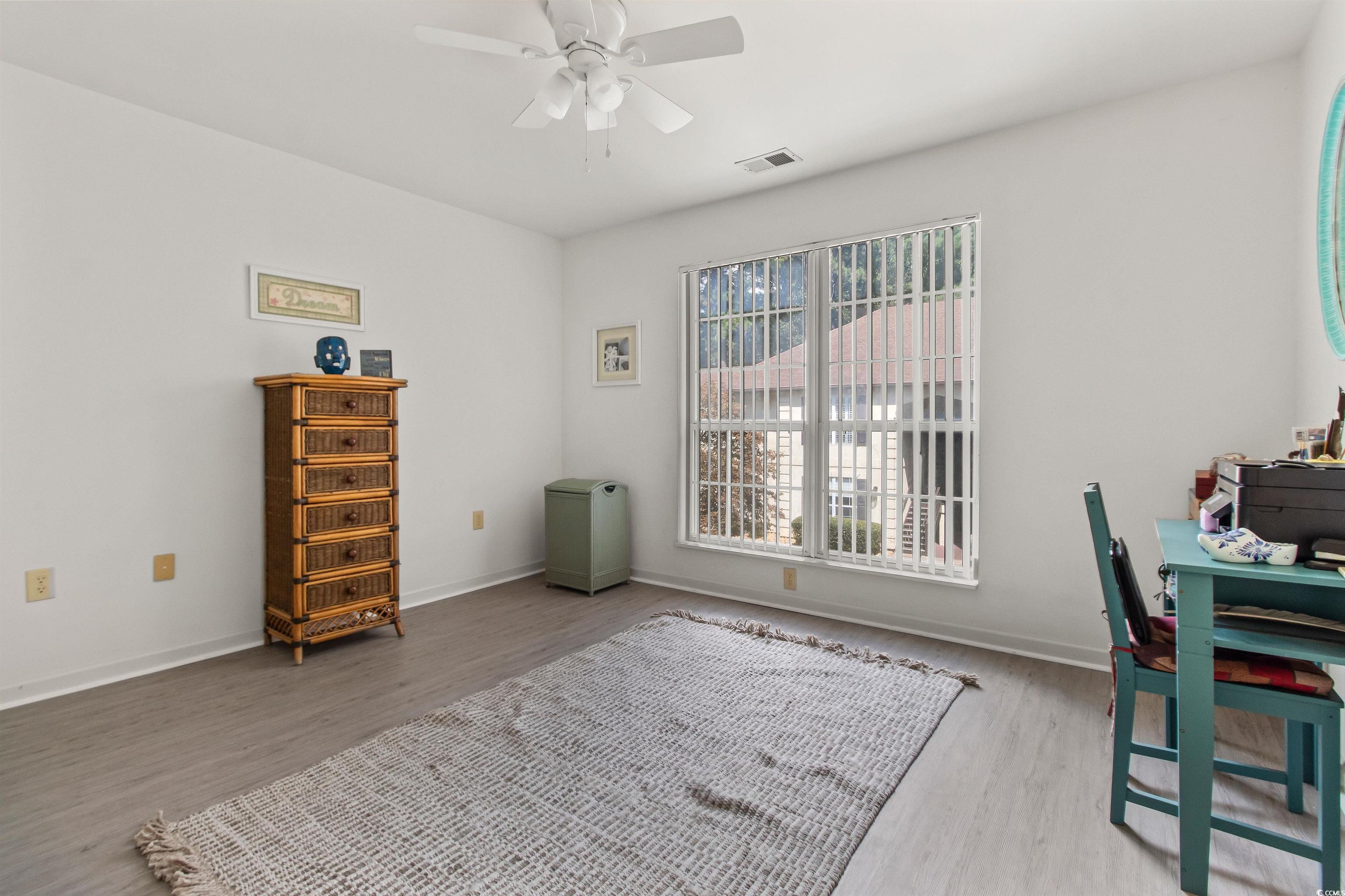 411 Pipers Ln. Property Photo 8