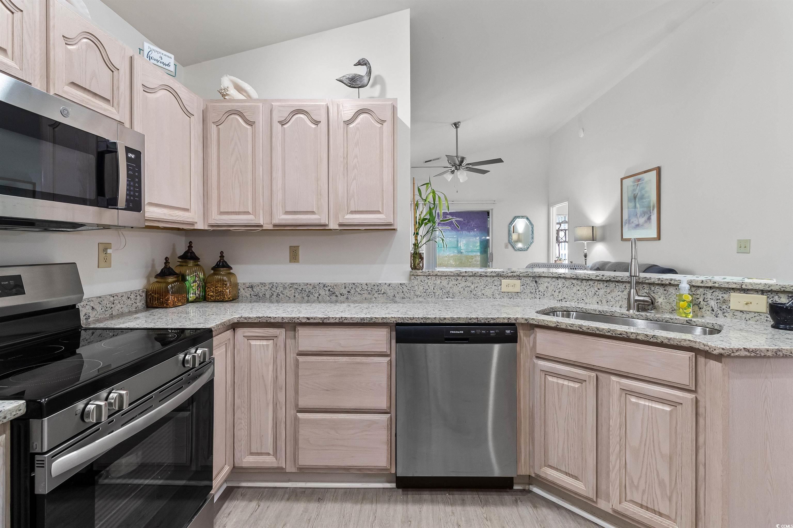 411 Pipers Ln. Property Photo 12