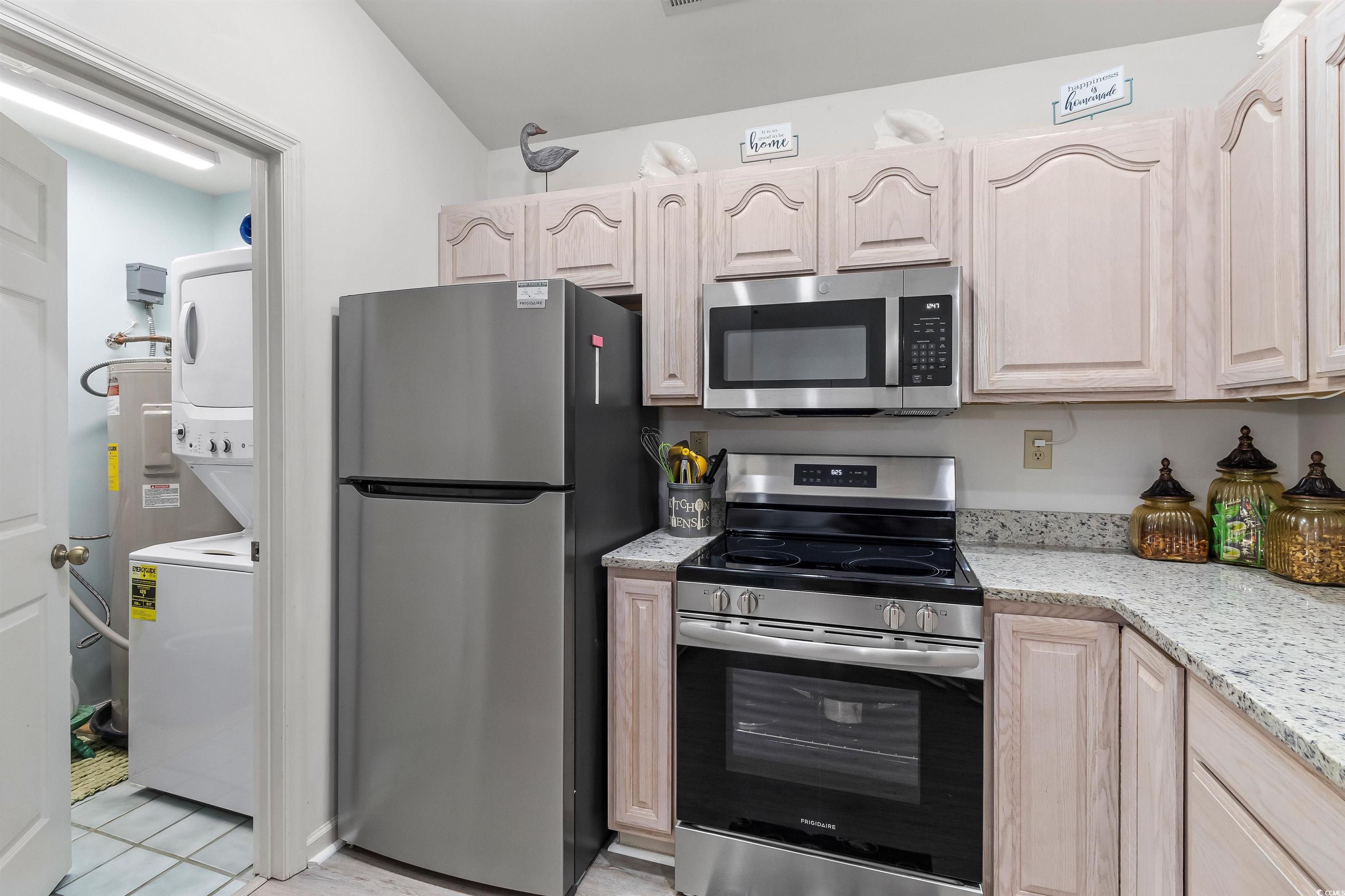 411 Pipers Ln. Property Photo 13