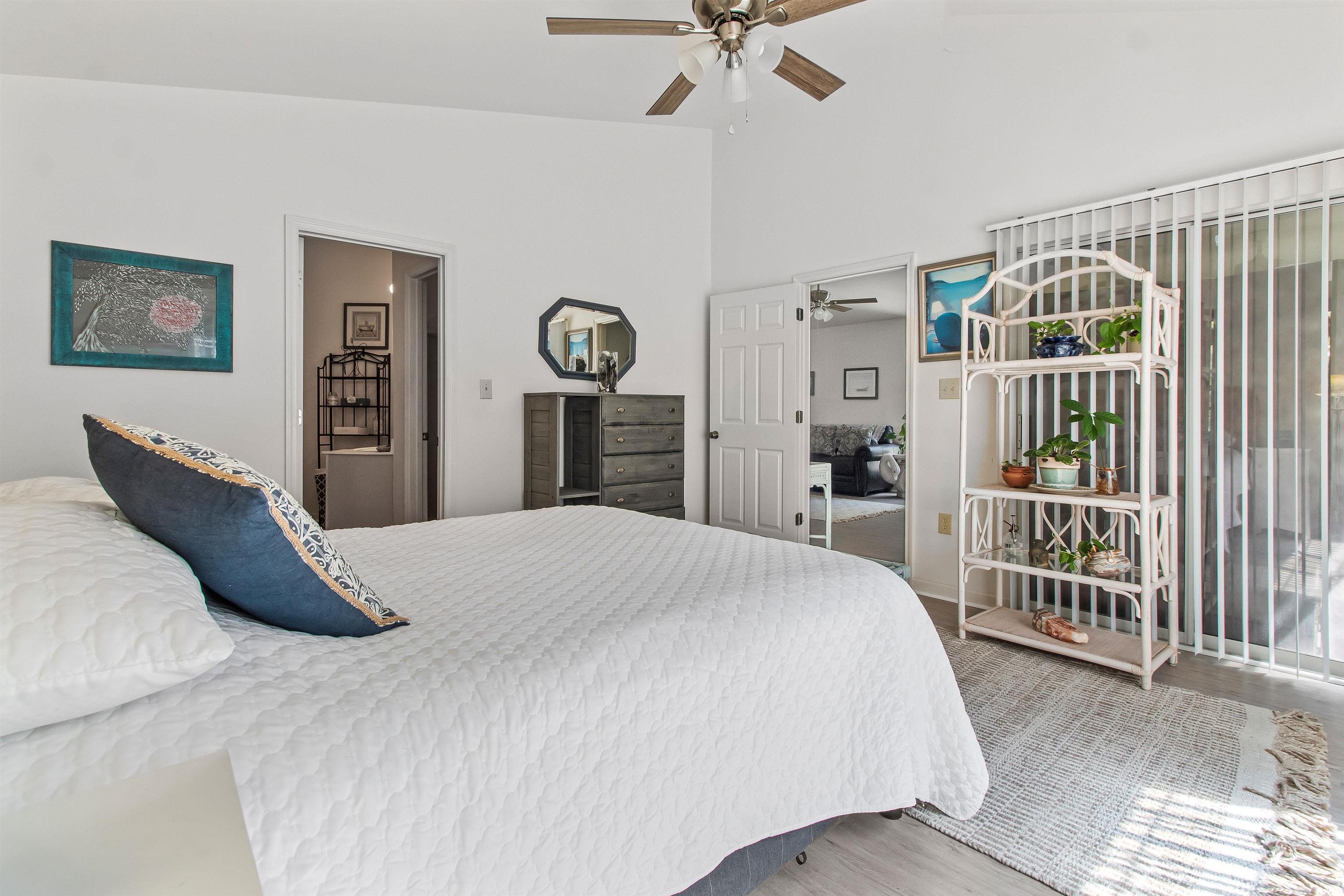 411 Pipers Ln. Property Photo 24